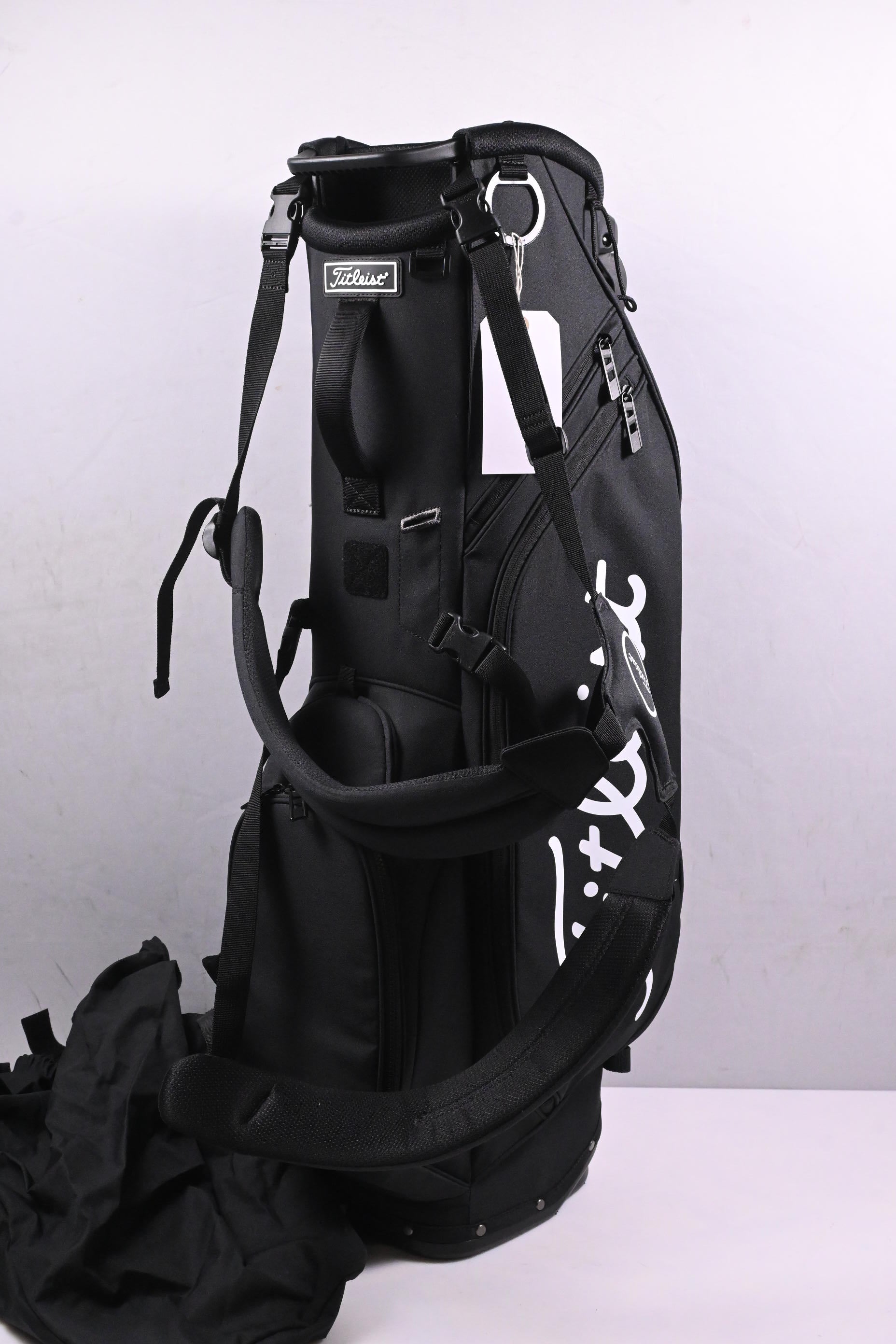 Titleist Players 4 Stand Bag / 4-Way Divider / Black