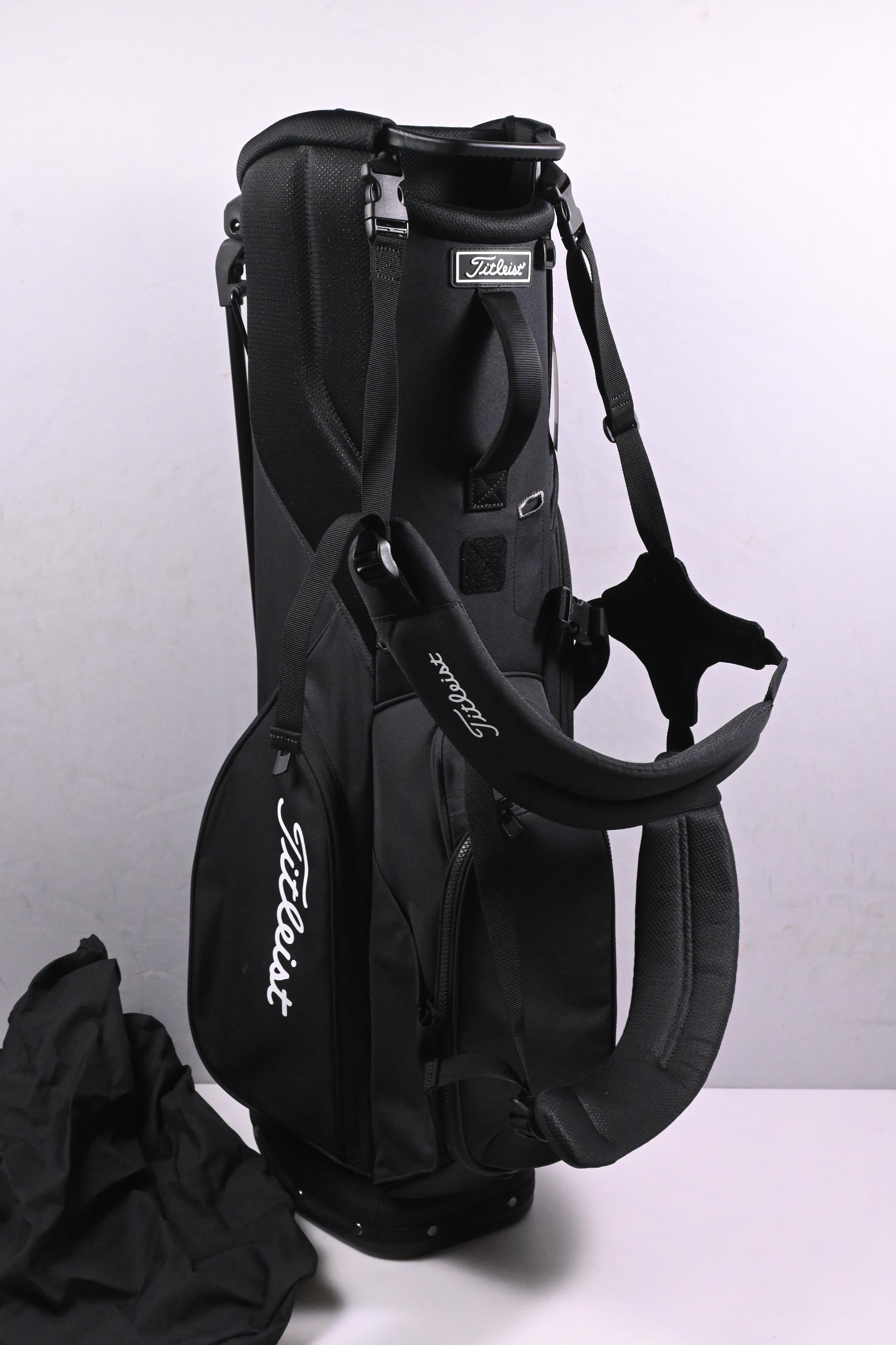 Titleist Players 4 Stand Bag / 4-Way Divider / Black