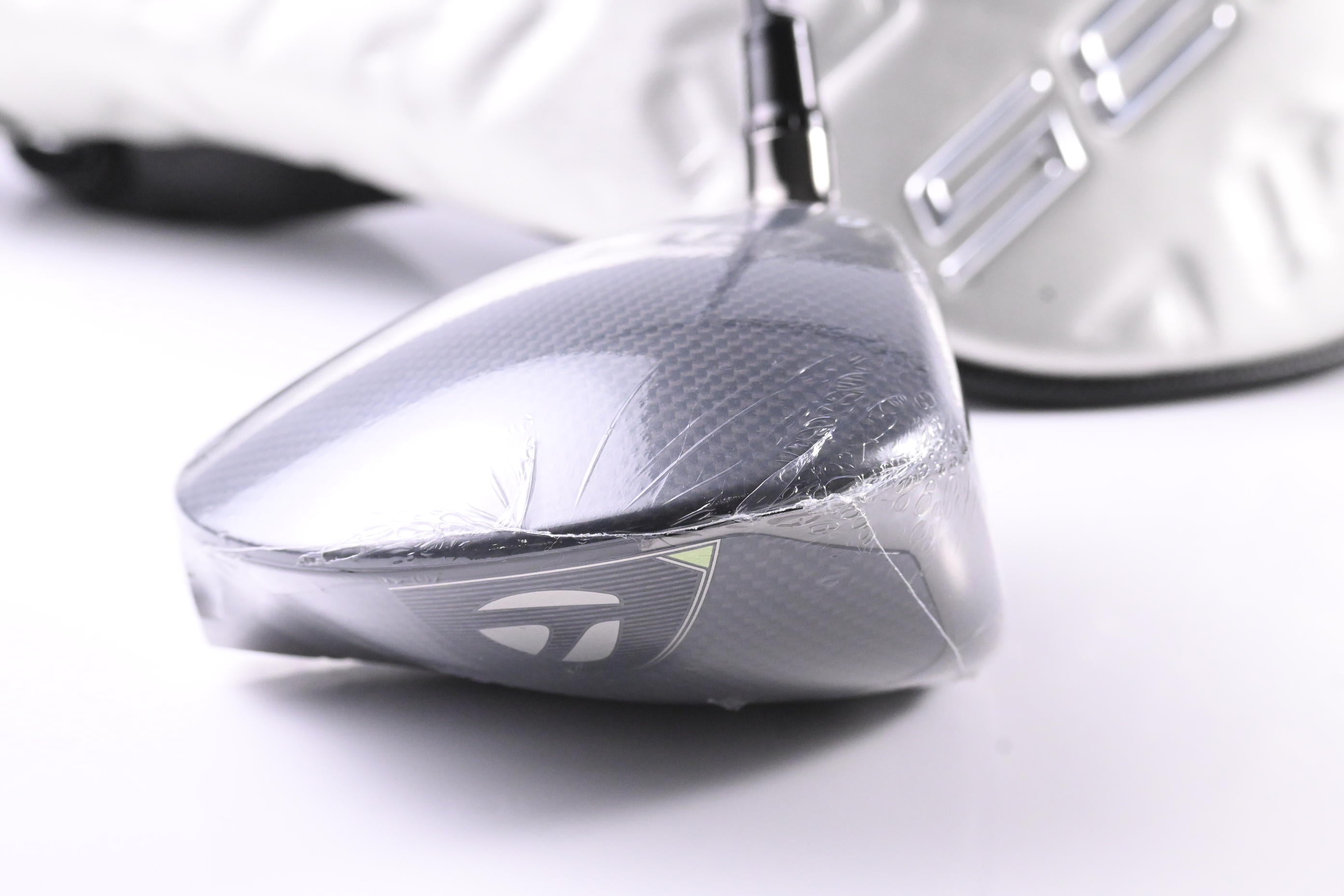Taylormade Qi35 LS Driver / 10.5 Degree / Stiff Flex Kai'li CB Dark Waves Blue