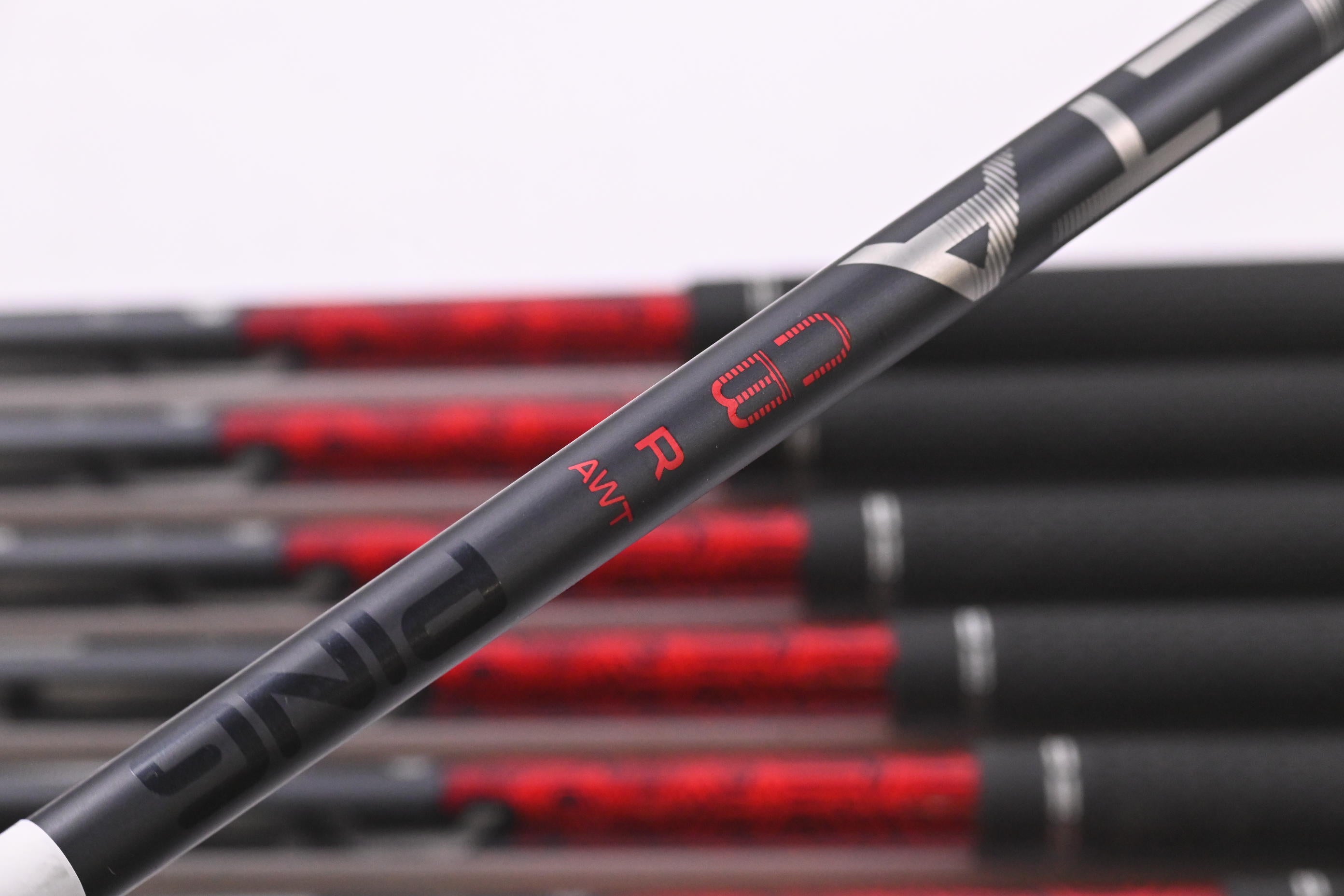 Ping G710 Irons / 5-PW+SW / Blue Dot / Regular Flex Ping ALTA CB Red AWT Shafts