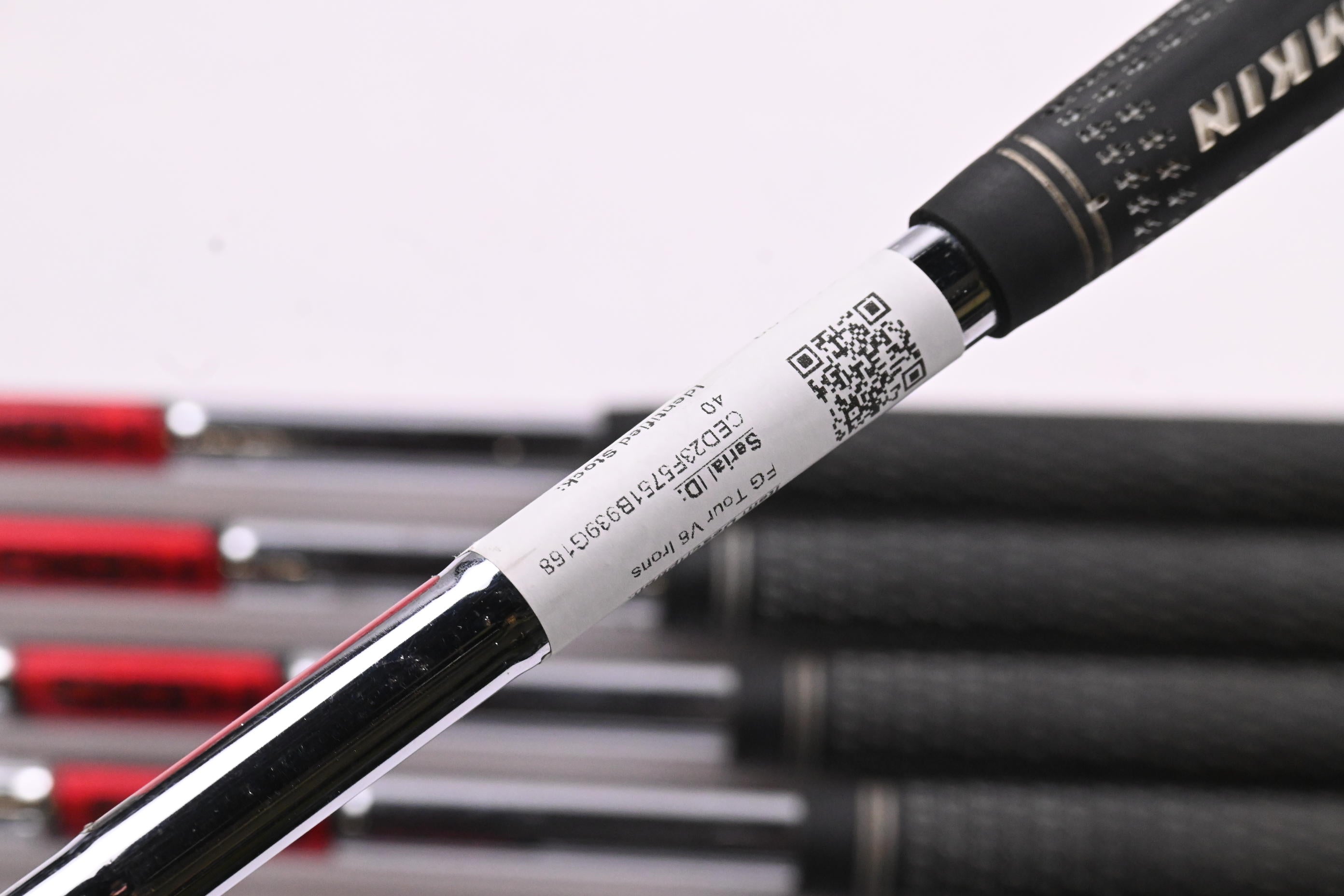 Wilson FG Tour V6 Irons / 5-PW / Regular Flex KBS Tour 110 Shafts
