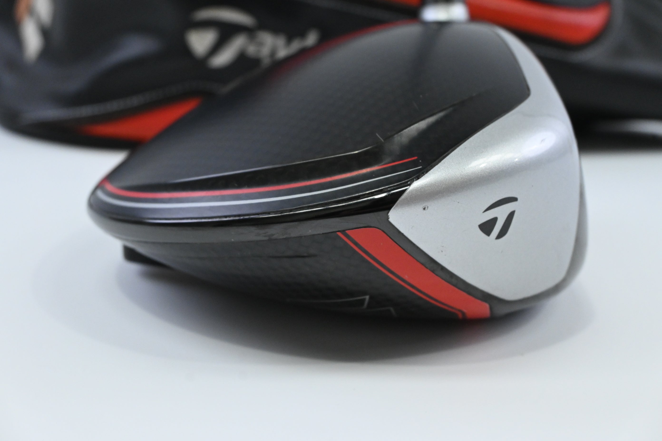 Taylormade M6 Driver / 12 Degree / Regular Flex Fujikura Atmos Orange 5 Shaft