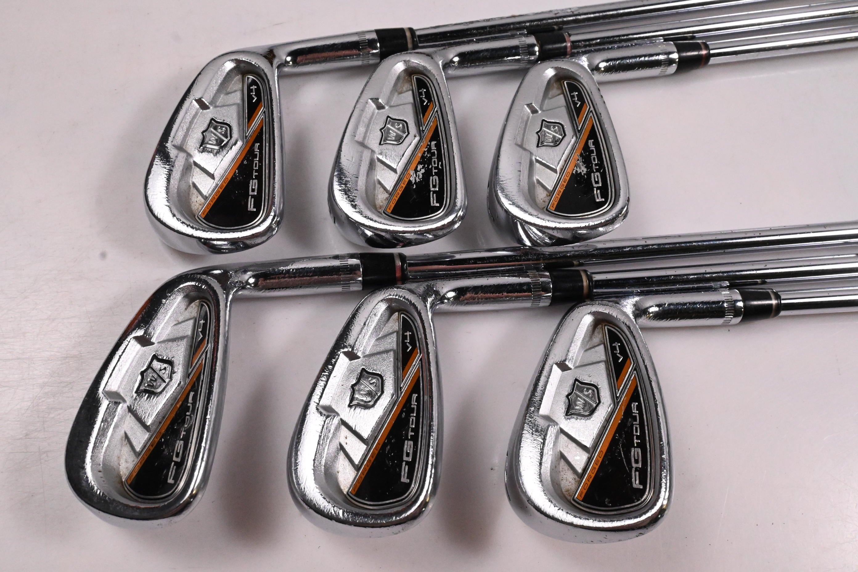 Wilson FG Tour V4 Irons / 5-PW / Stiff Flex Dynamic Gold Pro S300 Shafts