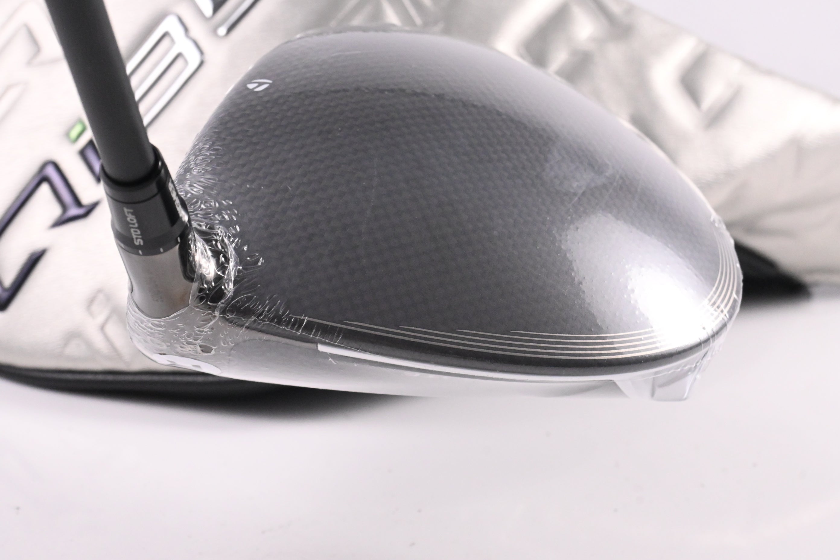 Taylormade Qi35 Max Lite Driver / 12 Degree / Regular Flex Vanquish 4 Shaft