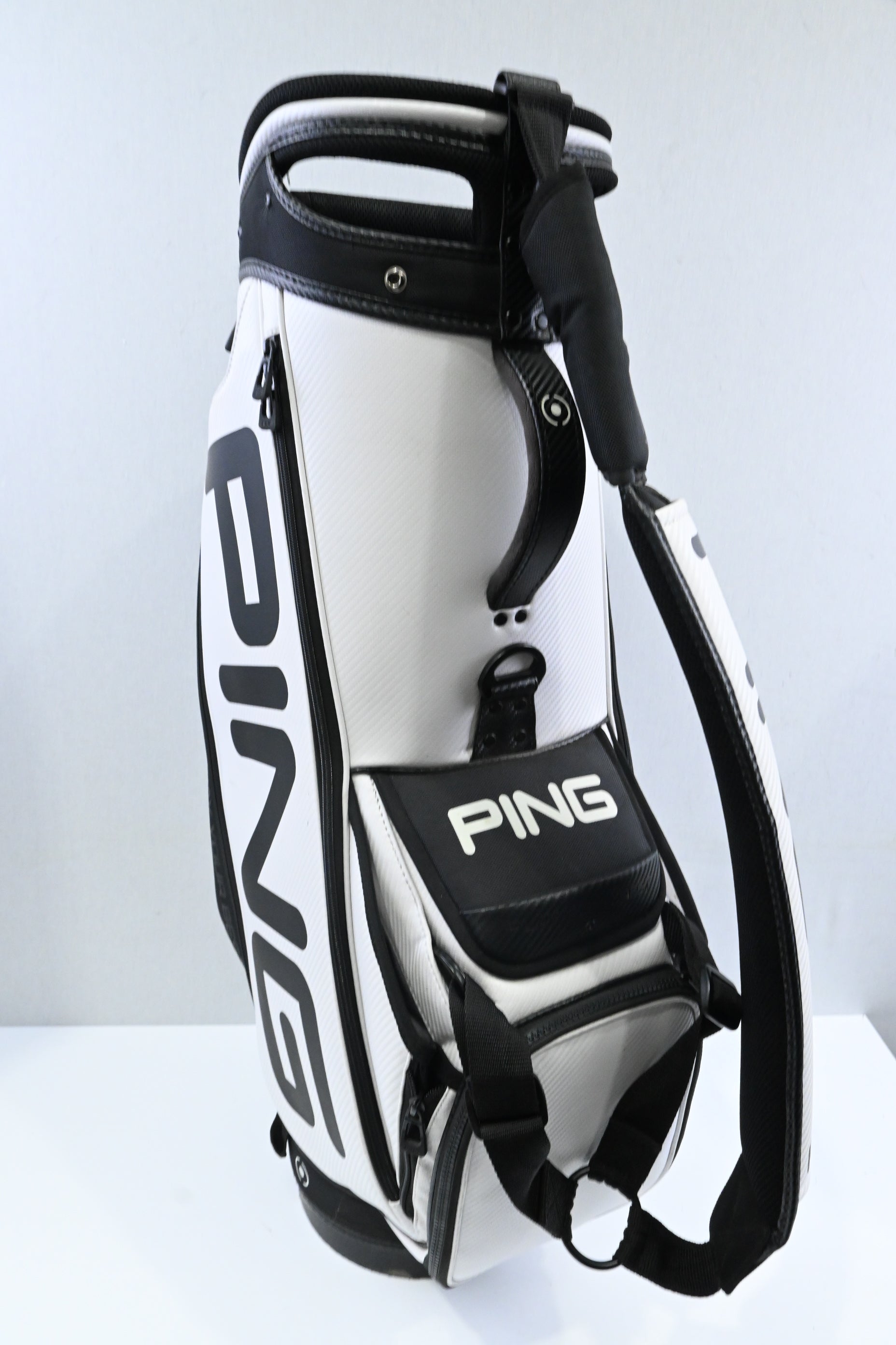 Ping Tour Staff Bag / 6-Way / White, Black