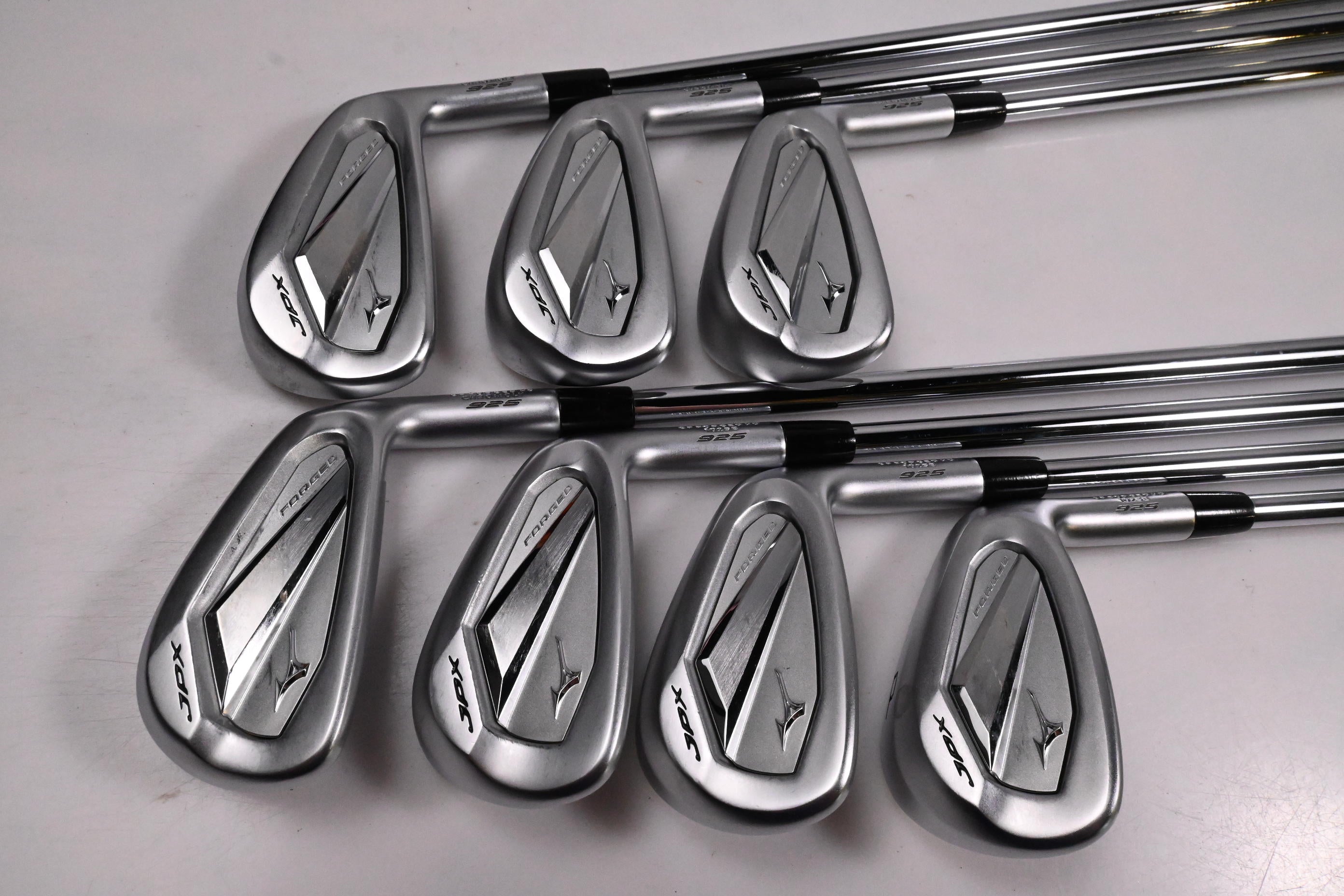 Mizuno JPX 925 Forged Irons / 4-PW / Stiff Flex Project X Shafts