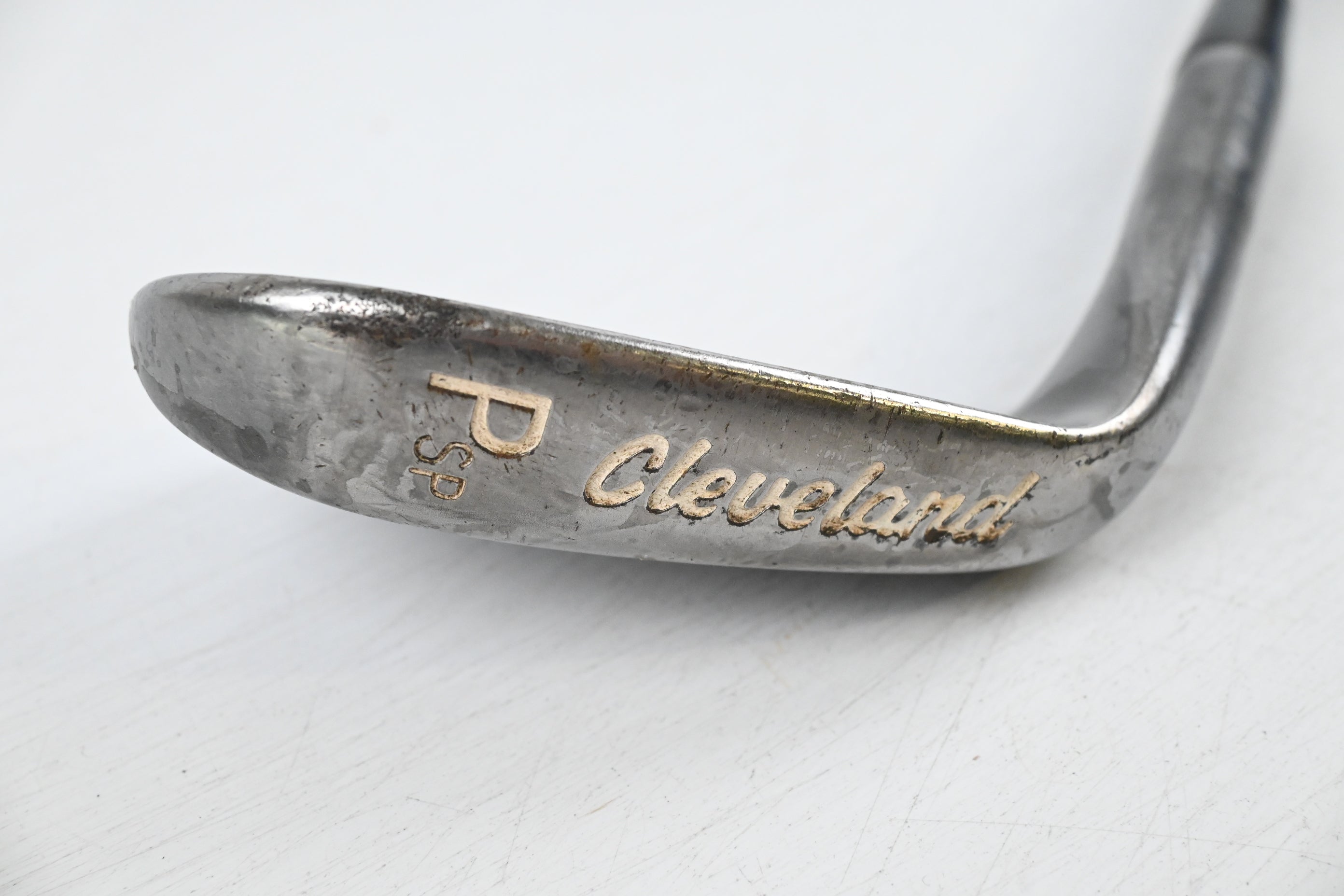 Cleveland 588 Tour Action Pitching Wedge / 47 Degree / Wedge Flex Steel Shaft