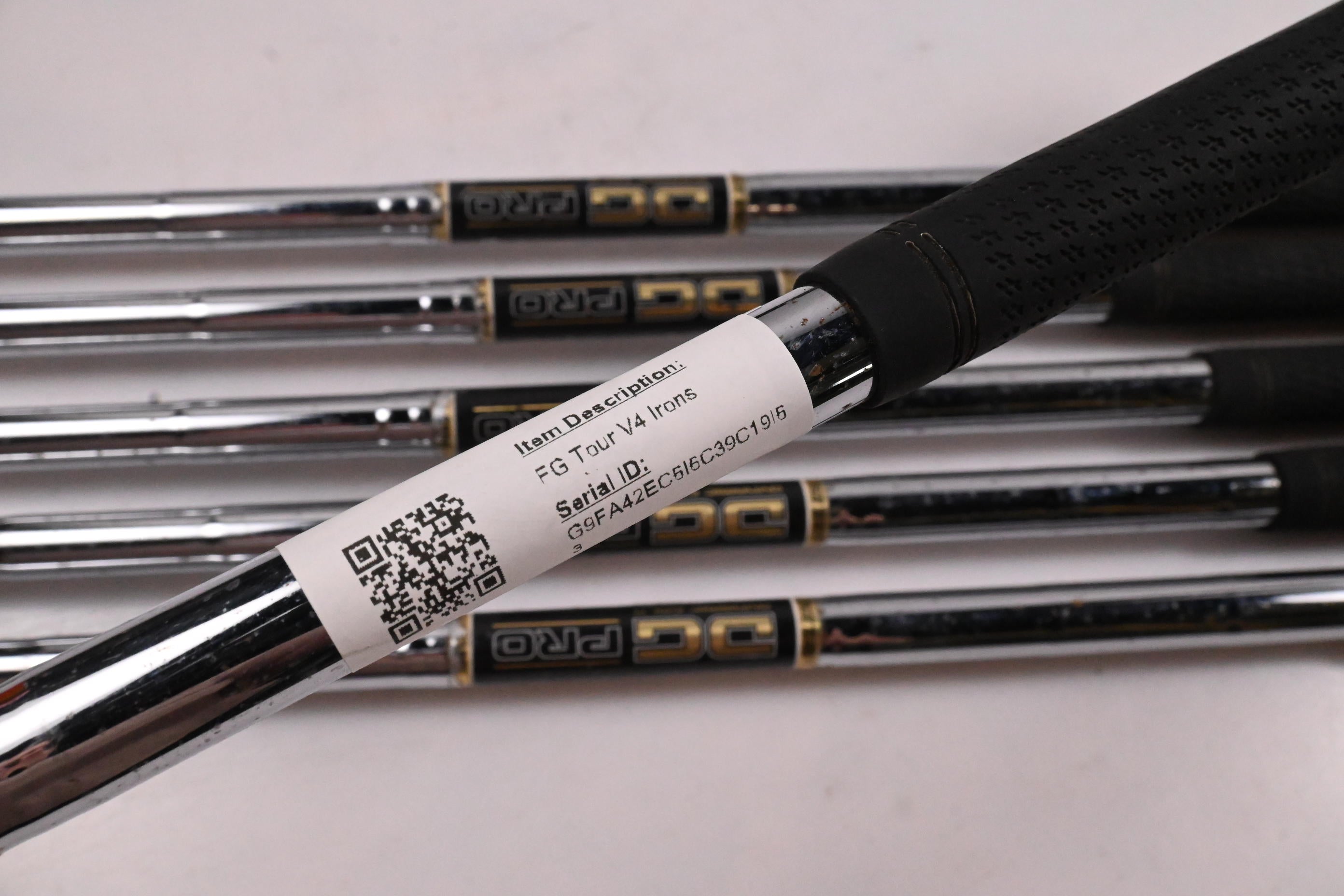 Wilson FG Tour V4 Irons / 5-PW / Stiff Flex Dynamic Gold Pro S300 Shafts