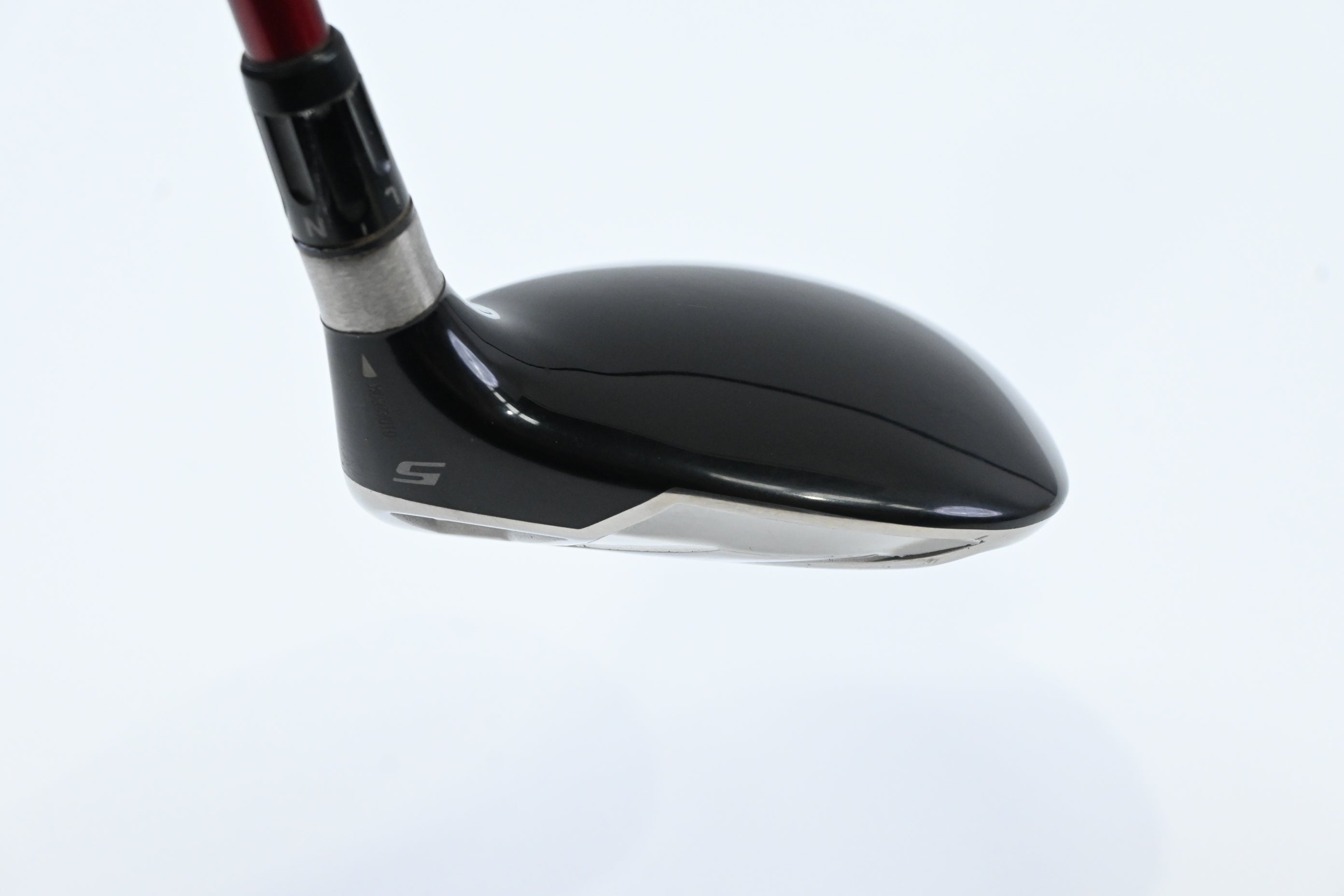 Taylormade R9 #5 Wood / 18 Degree / Regular Flex Aldila Reax 60 Shaft
