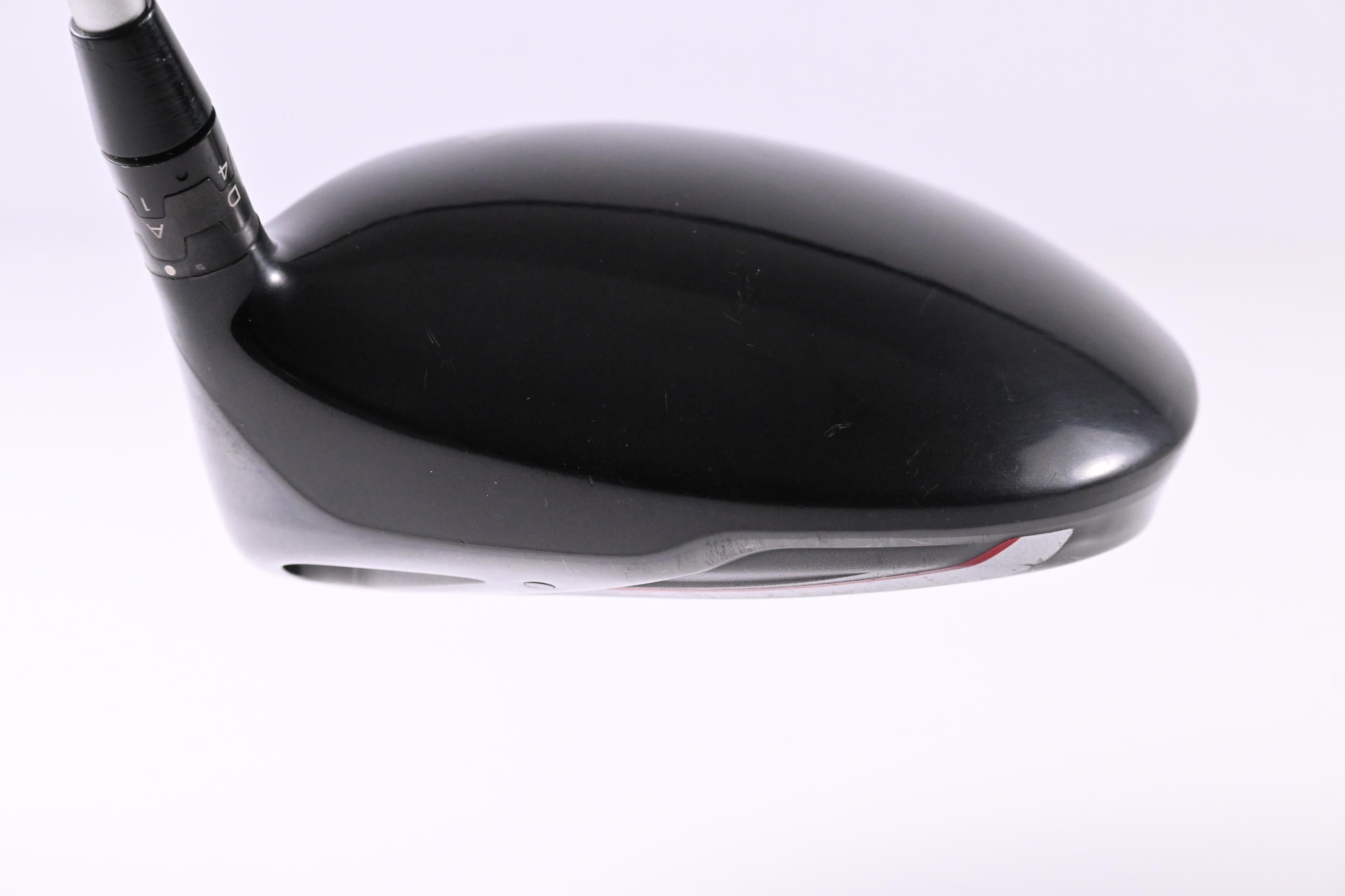 Titleist 913 D2 Driver / 9.5 Degree / Stiff Flex Diamana S+ Blue 60 Shaft