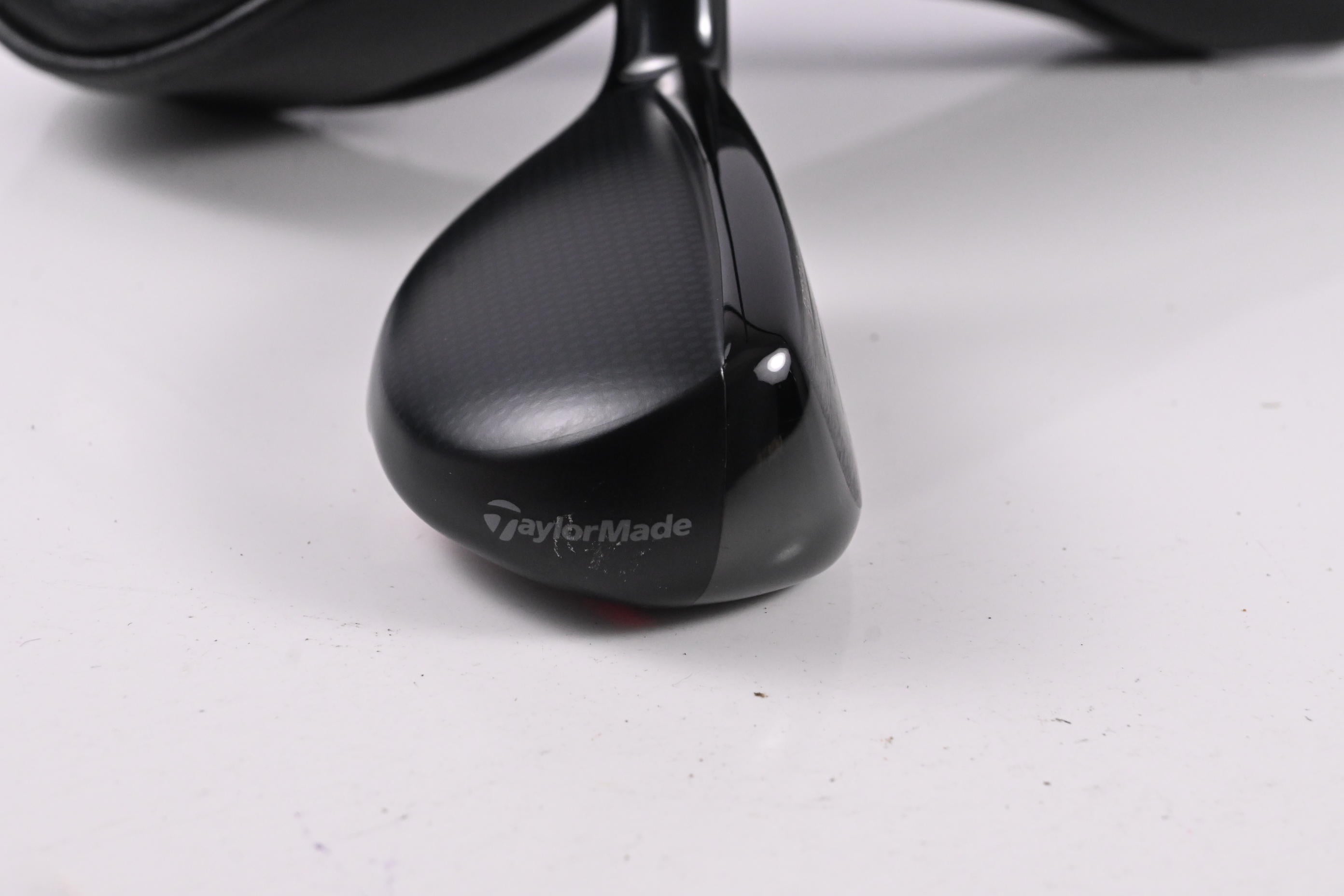Taylormade Stealth Plus #3 Hybrid / 19.5 Degree / Regular Flex HZRDUS Smoke RDX Red 70