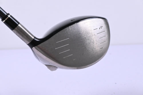 Left Hand Taylormade R7 425 Driver / 10.5 Degree / Regular Flex Fujikura REAX 65