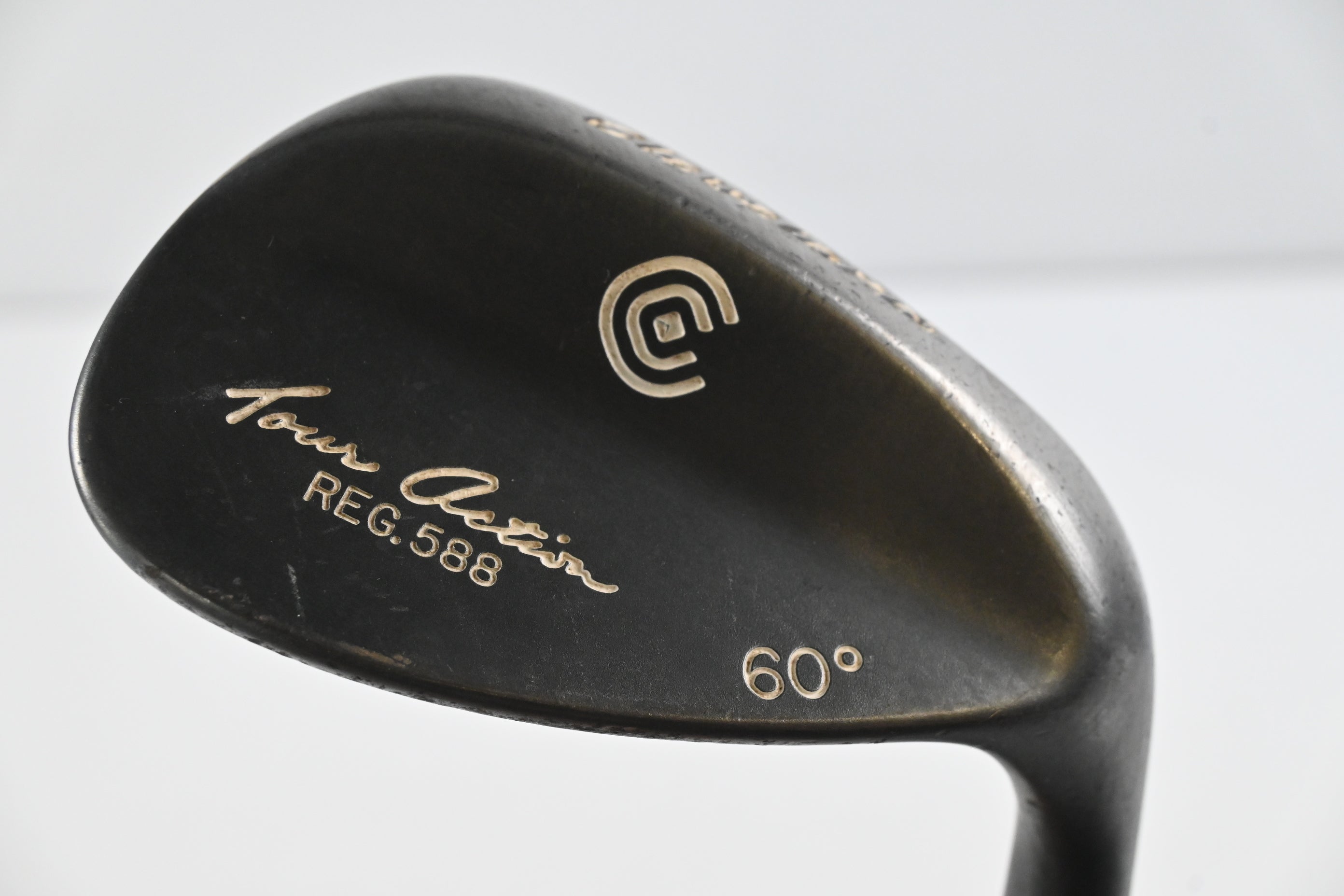 Cleveland 588 Tour Action Lob Wedge / 60 Degree / Wedge Flex Dynamic Gold Shaft