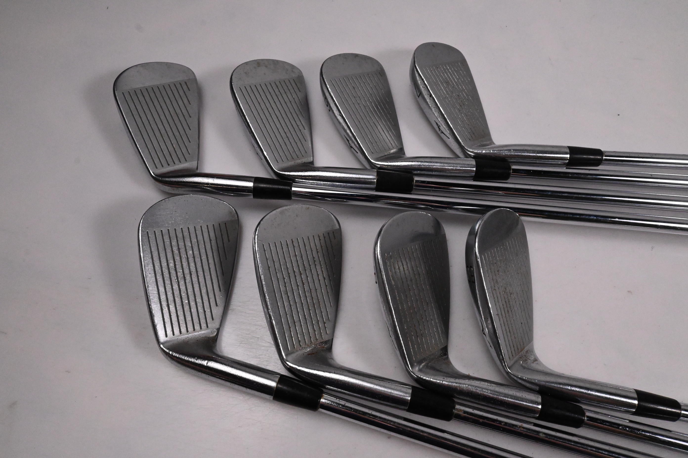 Mizuno MX-200 Irons / 4-PW+GW / Regular Flex Dynalite Gold XP R300 Shafts