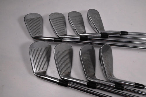 Mizuno MX-200 Irons / 4-PW+GW / Regular Flex Dynalite Gold XP R300 Shafts