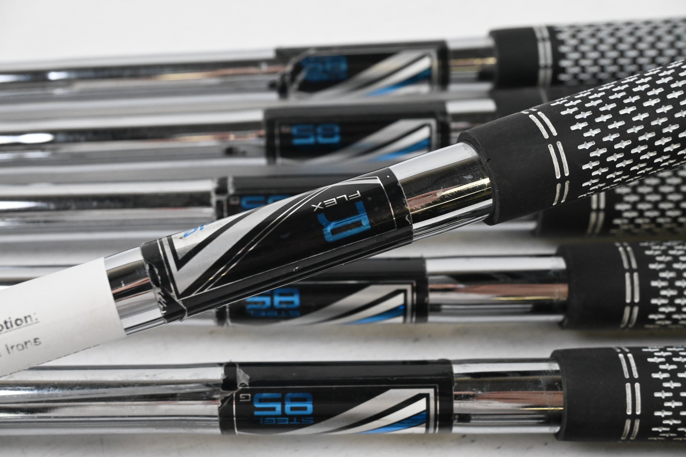 Taylormade Speedblade Irons / 4-PW / Regular Flex Speedblade 85 Shafts