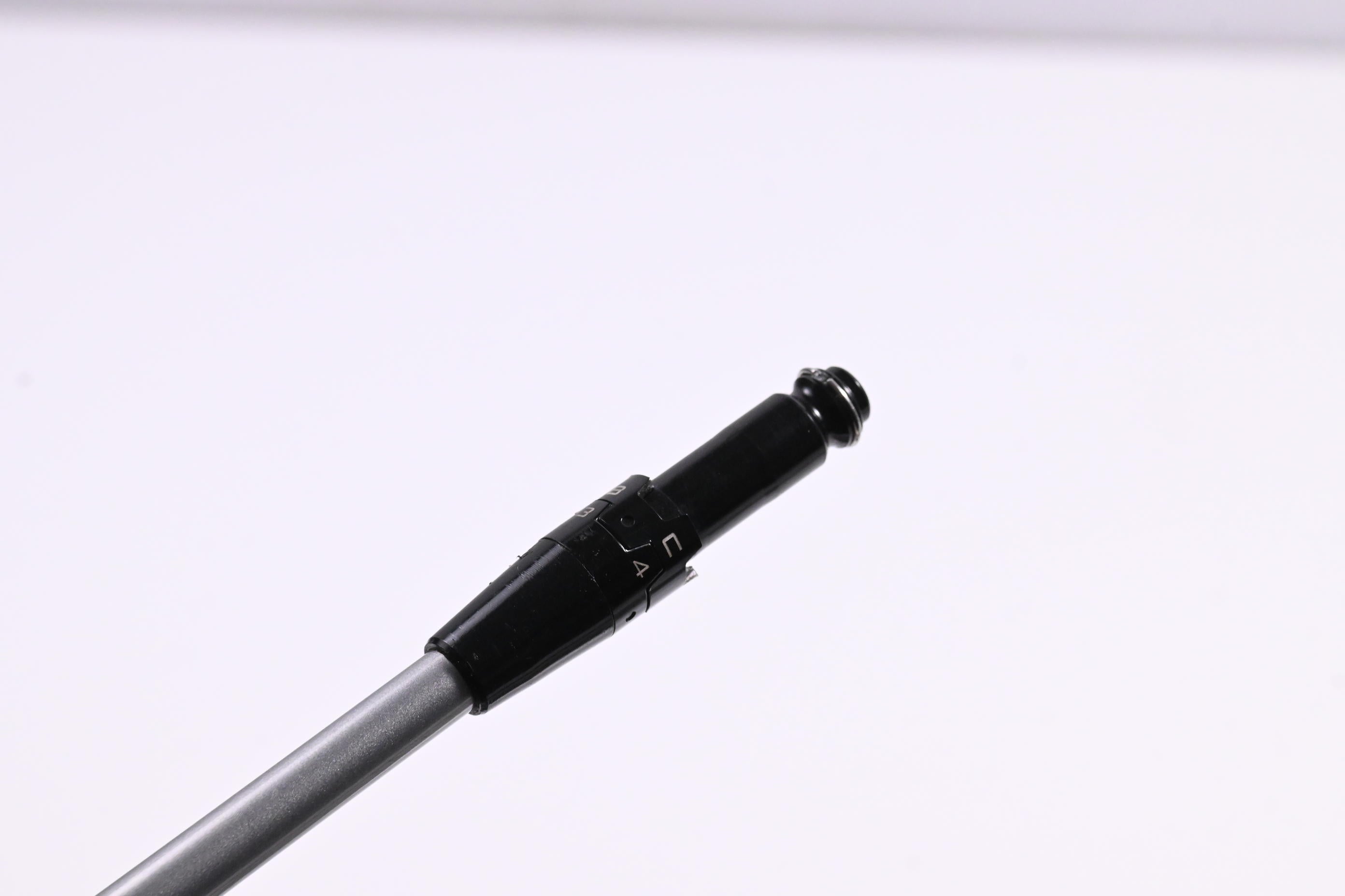 Graphite Design Tour AD UB-5 Driver Shaft / Stiff Flex / Titleist Adapter