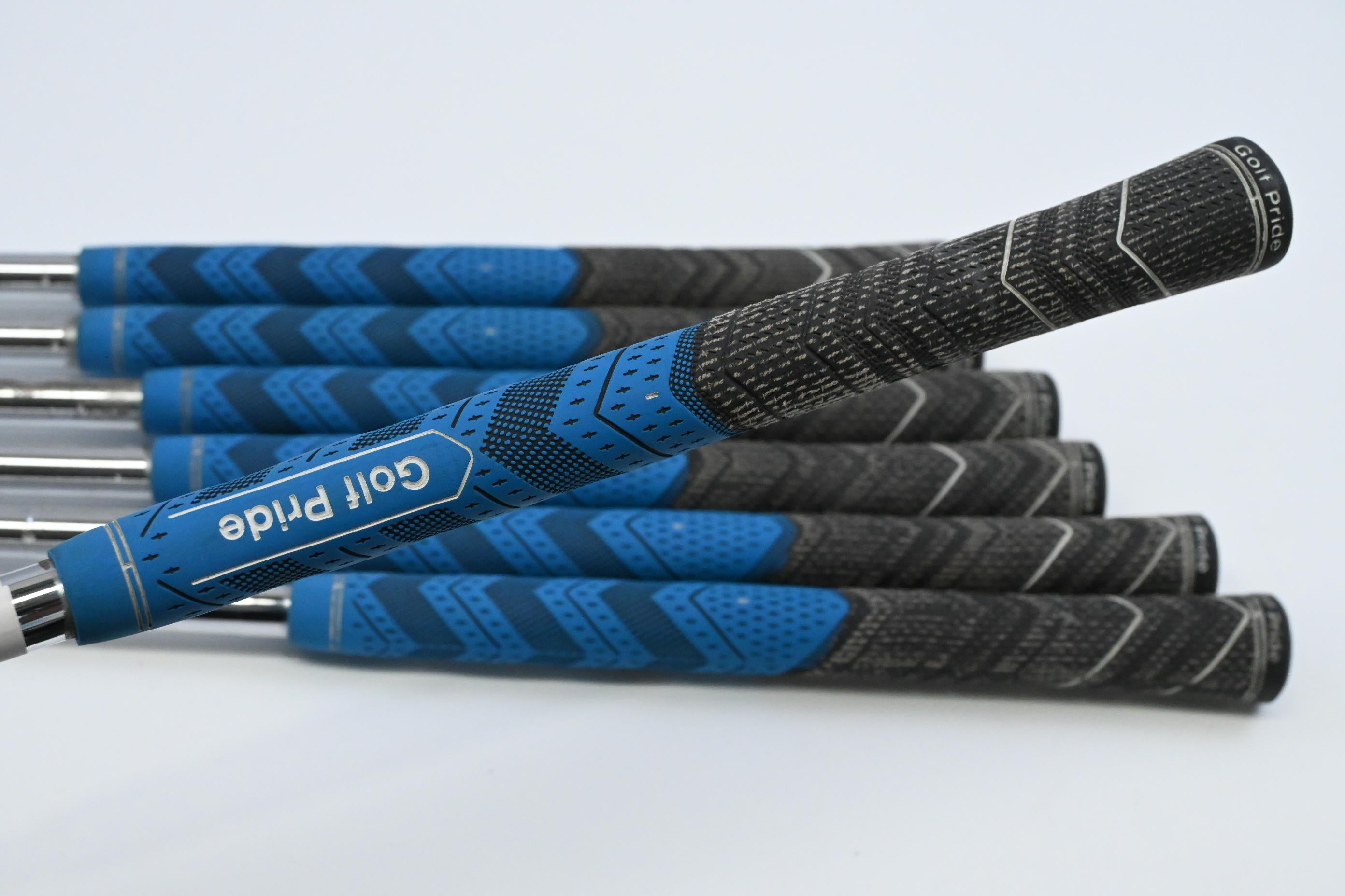 Kirkland Signature Irons / 4-PW / Stiff Flex Elevate 115 Shafts