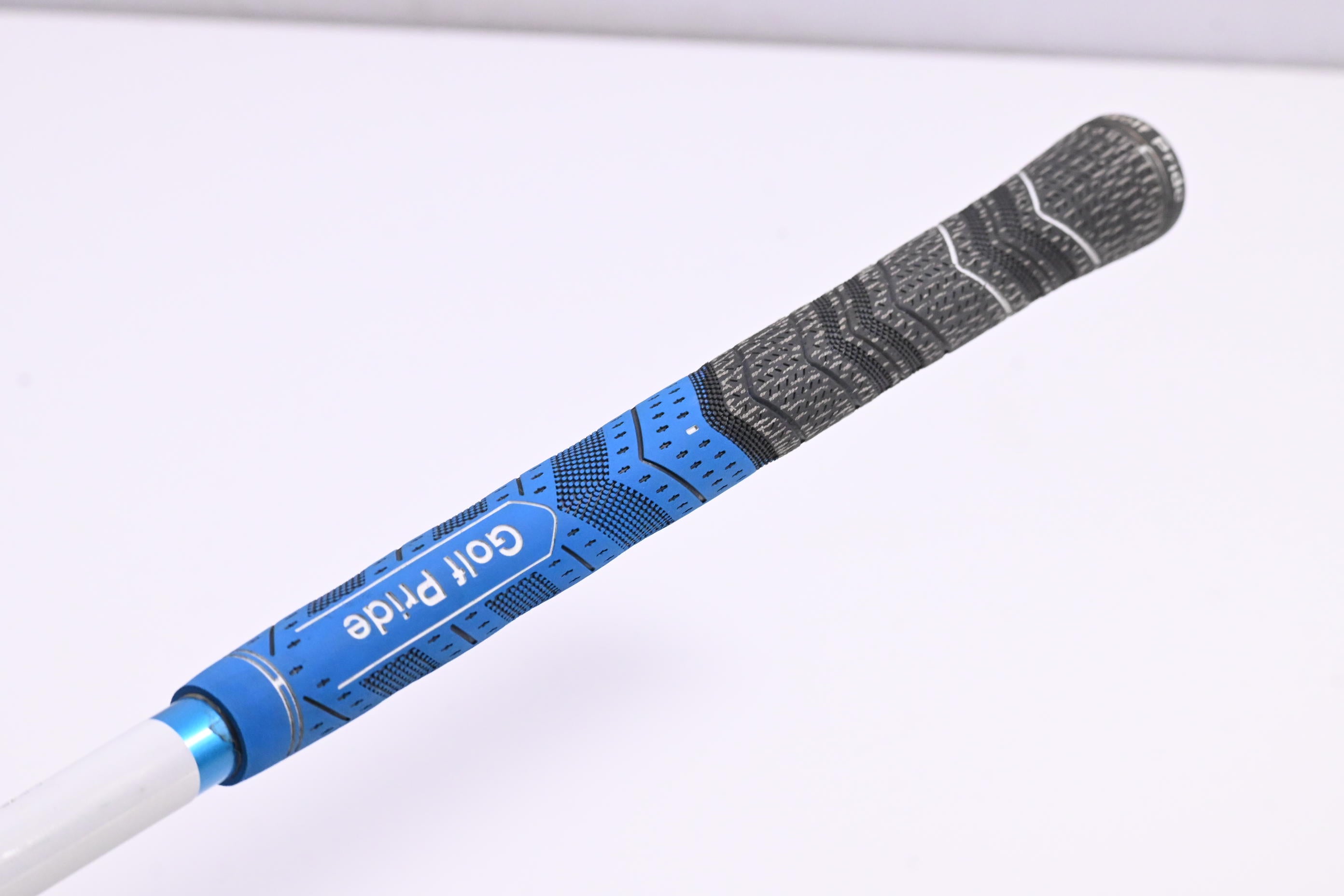 Graphite Design Tour AD UB-5 Driver Shaft / Stiff Flex / Titleist Adapter