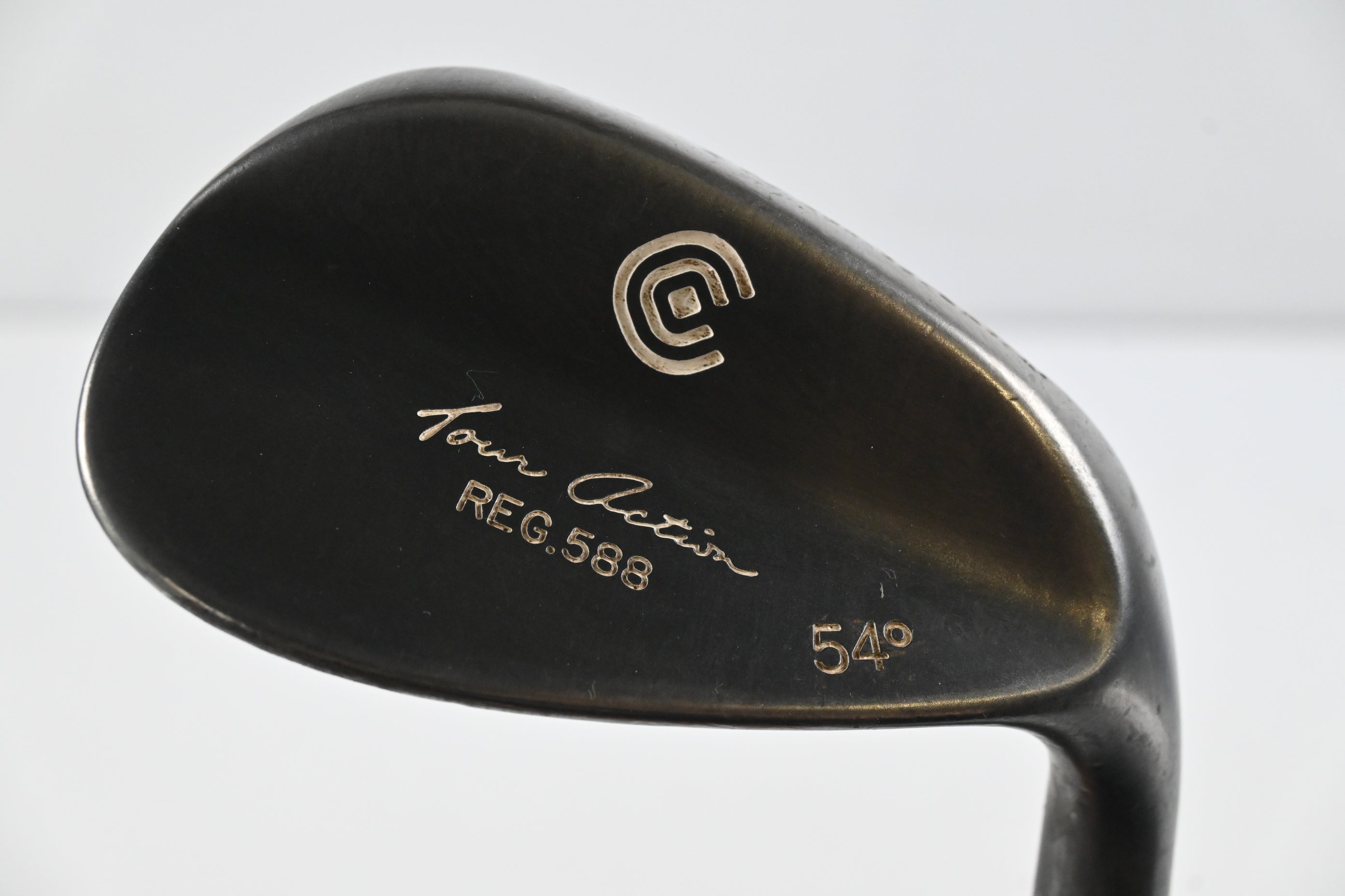 Cleveland 588 Tour Action Sand Wedge / 54 Degree / Wedge Flex Steel Shaft