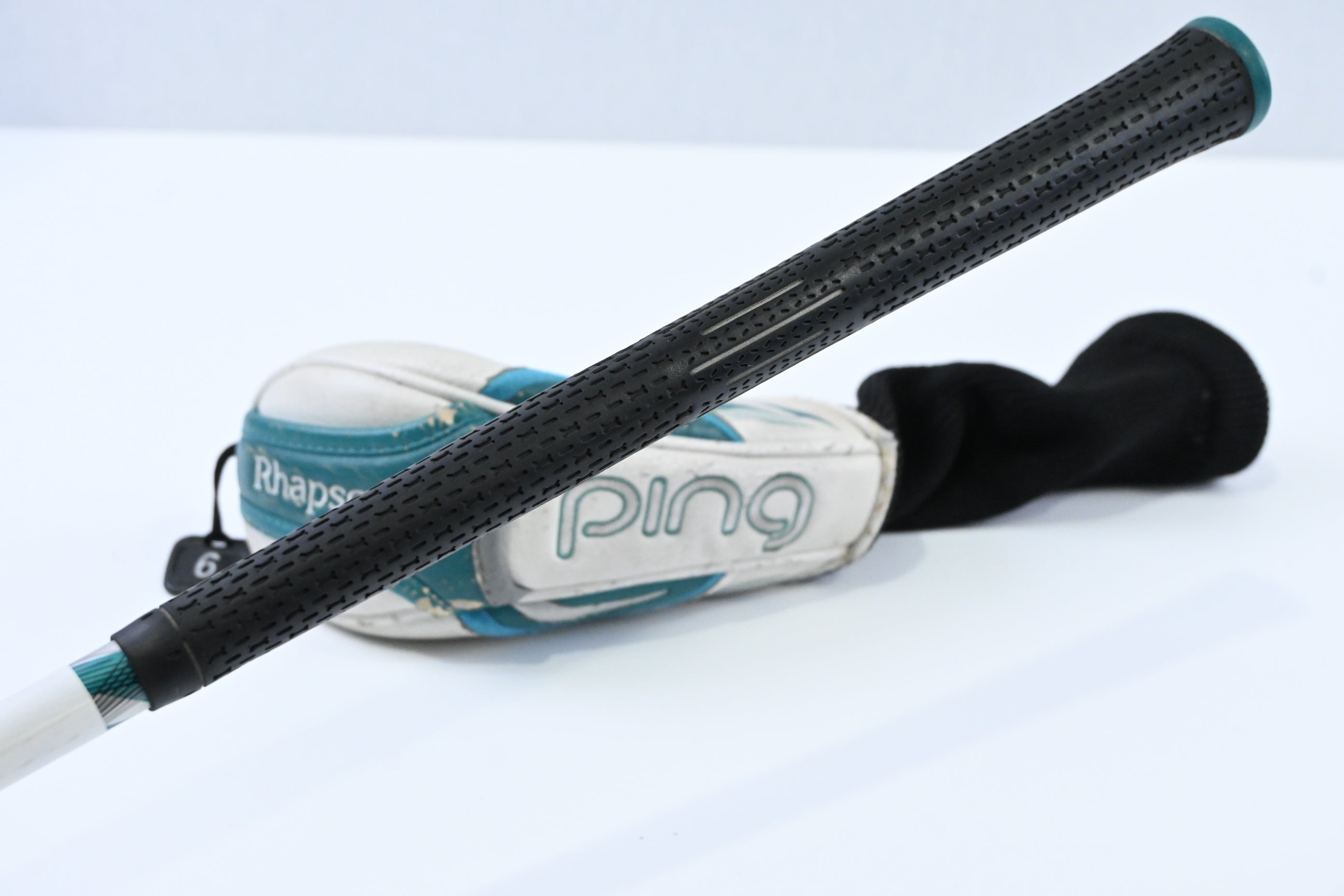 Ladies Ping Rhapsody 2015 #6 Hybrid / 30 Degree / Ladies Flex Ping ULT 220 Shaft