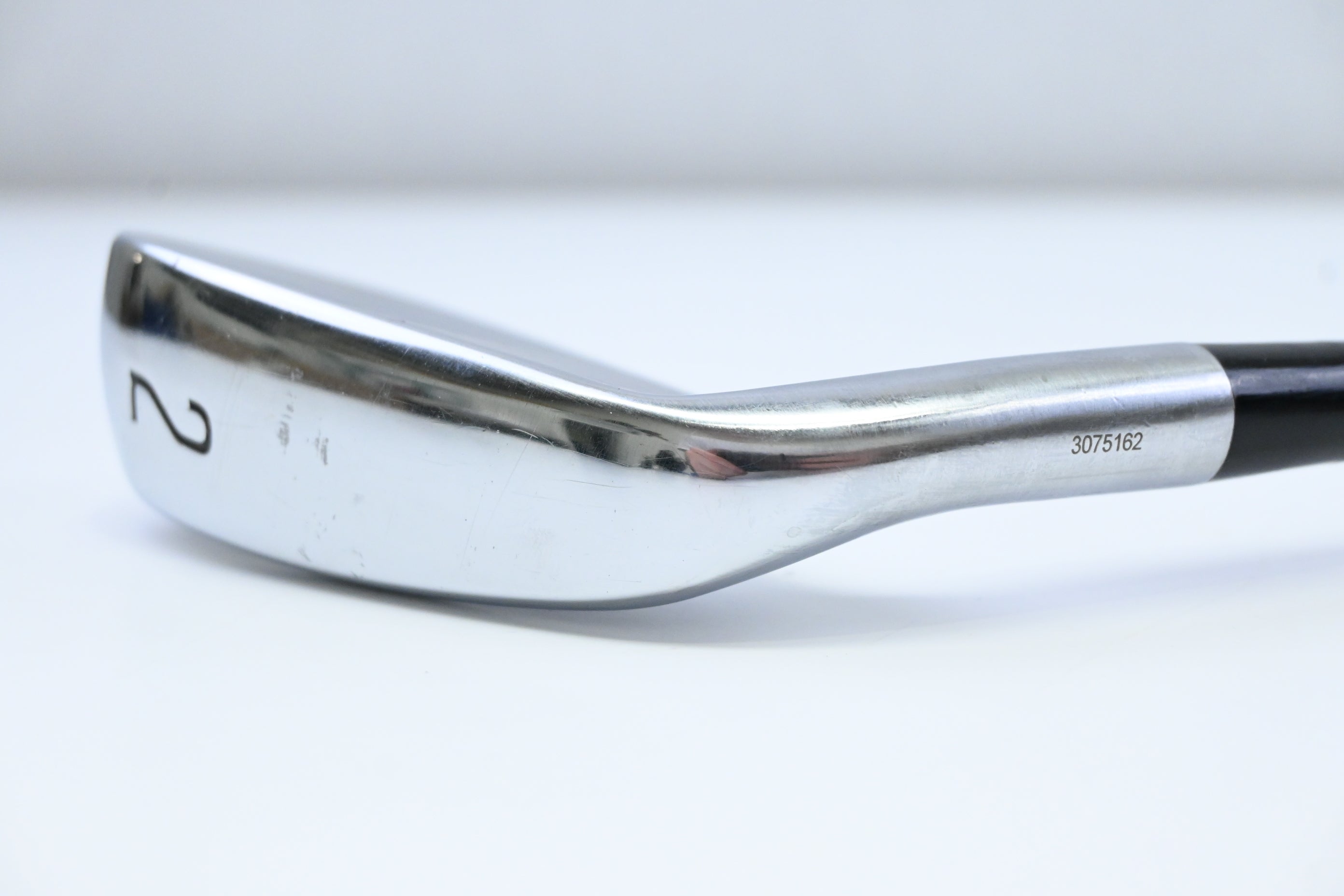 Titleist U505 #2 Iron / 18 Degree / Stiff Flex HZRDUS Smoke Black 90 Shaft