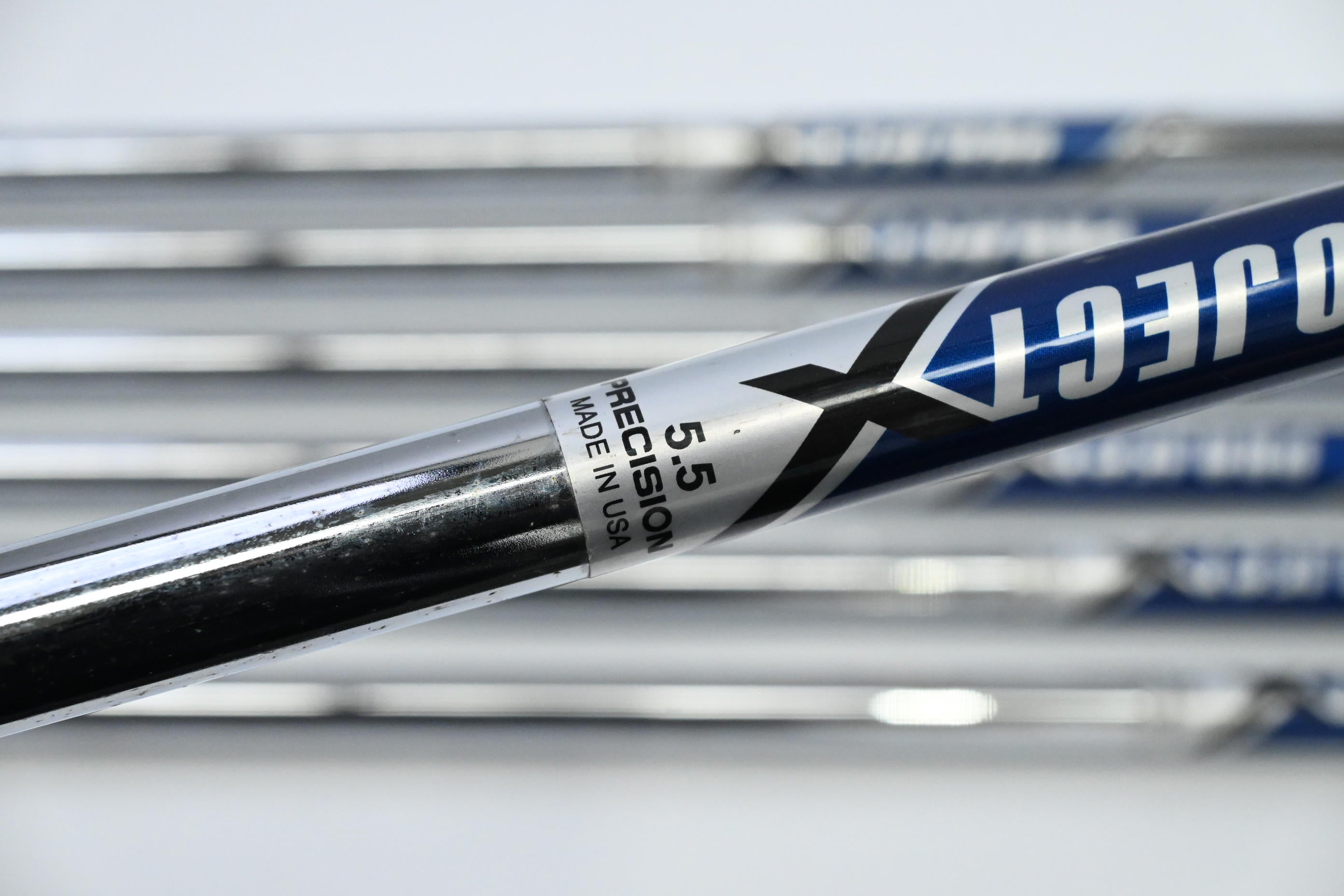 Mizuno JPX 825 Pro Irons / 4-PW / Regular Plus Flex Project X Rifle Shafts