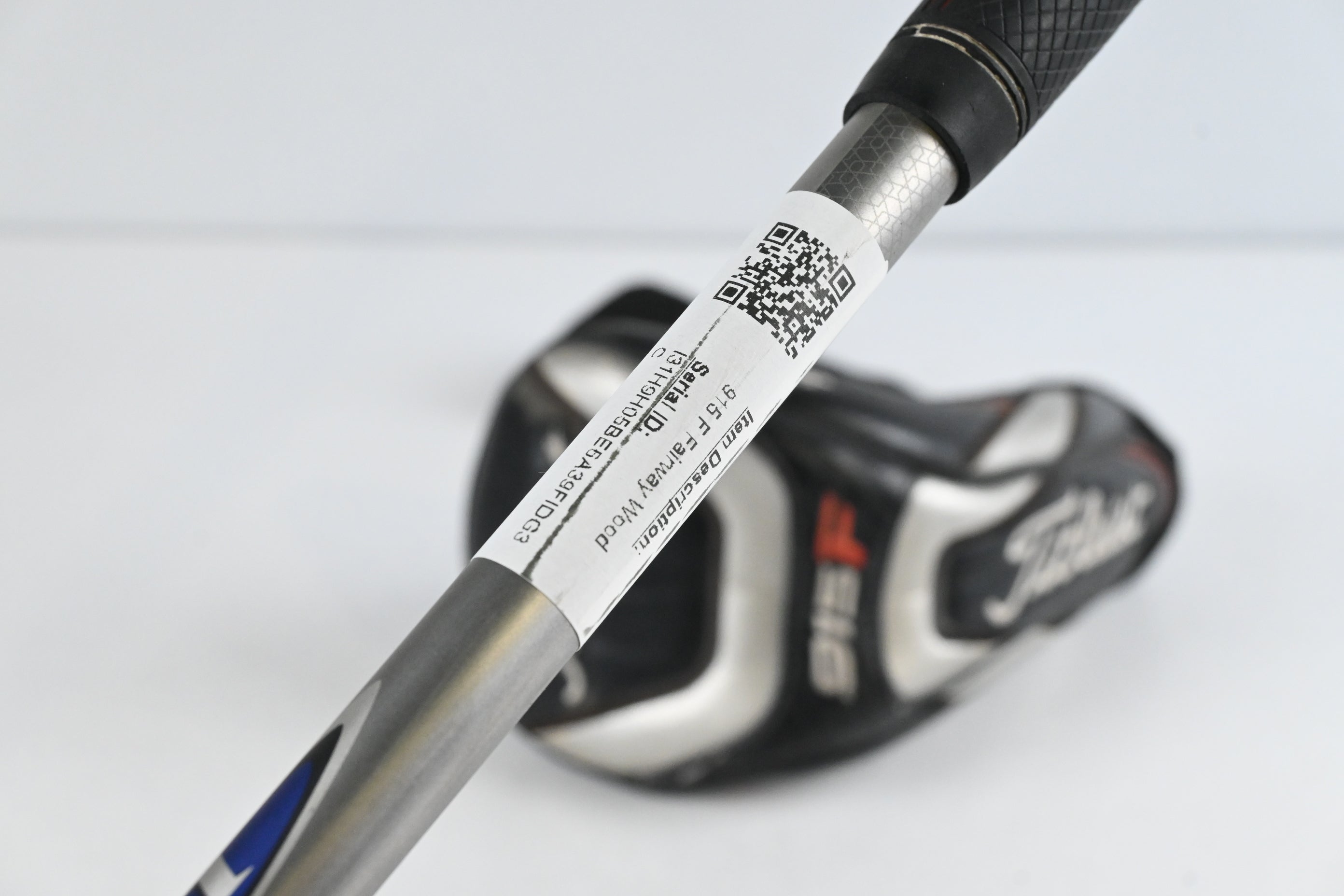 Titleist 915 F #3 Wood / 16.5 Degree / Stiff Flex Diamana S+ Blue 70 Shaft