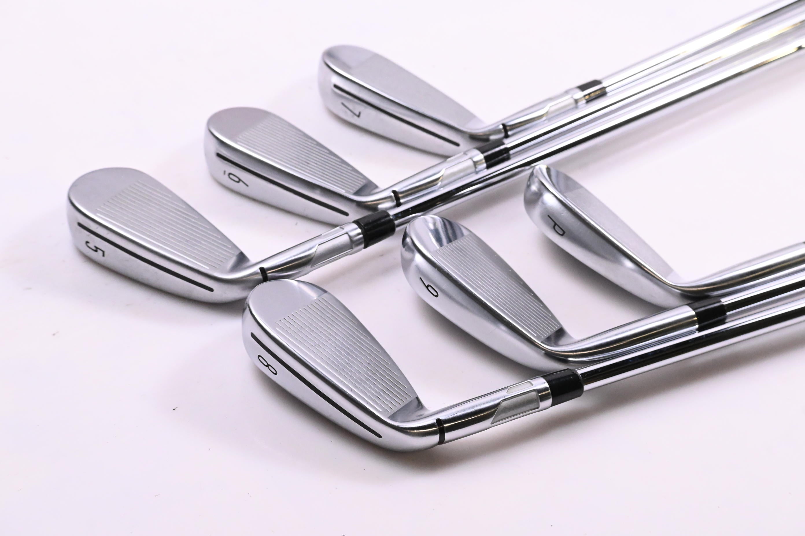 Taylormade Qi Irons / 5-PW / Regular Flex KBS Max MT 85 Shafts