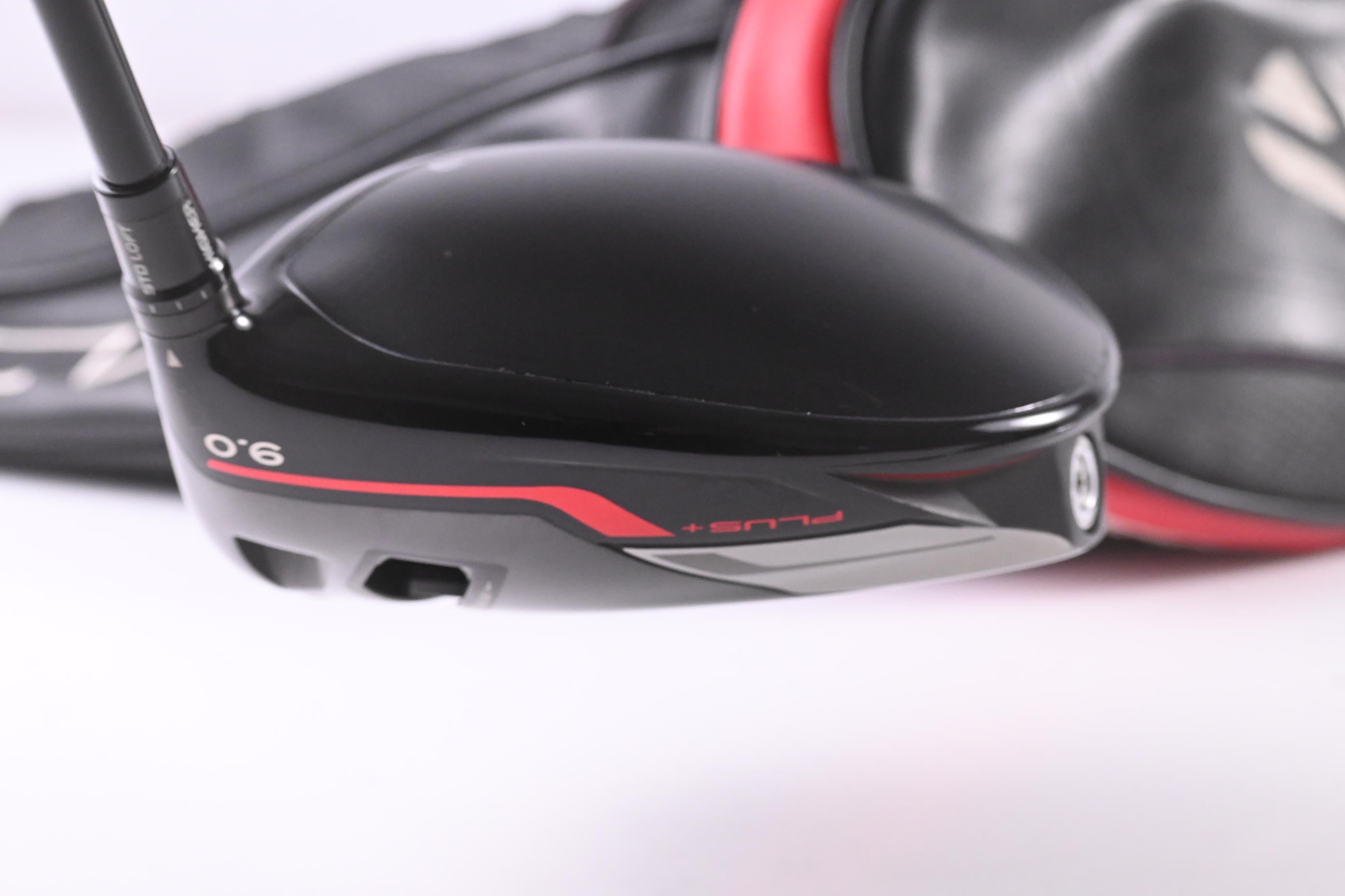 Taylormade Stealth Plus Driver / 9 Degree / X-Flex HZRDUS Smoke RDX Red 75 Shaft