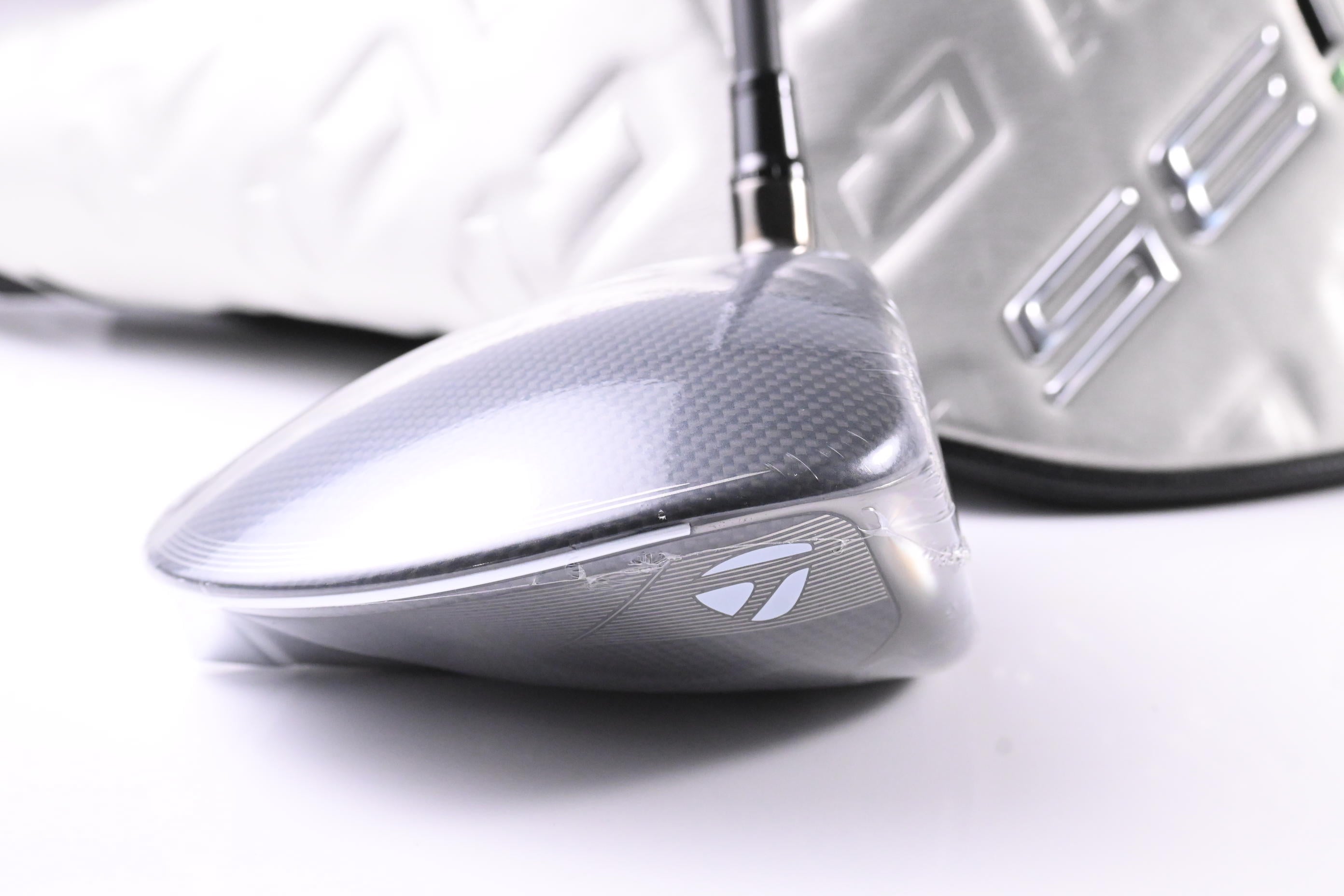 Taylormade Qi35 Max Lite Driver / 12 Degree / Senior Flex Vanquish 4 Shaft
