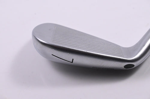 Wilson Staff Model Blade 2026 #7 Iron / X-Flex Dynamic Gold X100 Shaft