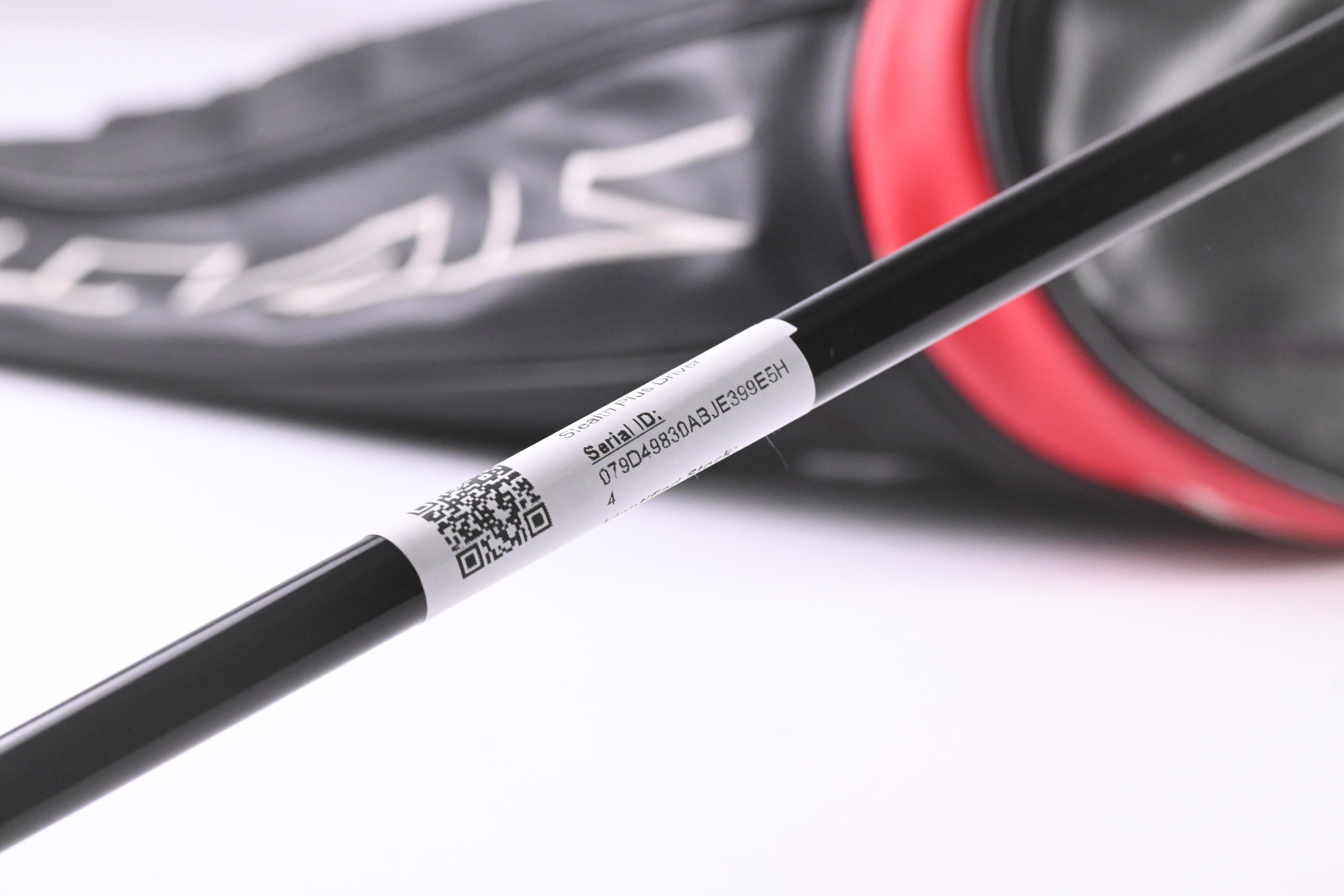 Taylormade Stealth Plus Driver / 9 Degree / X-Flex HZRDUS Smoke RDX Red 75 Shaft