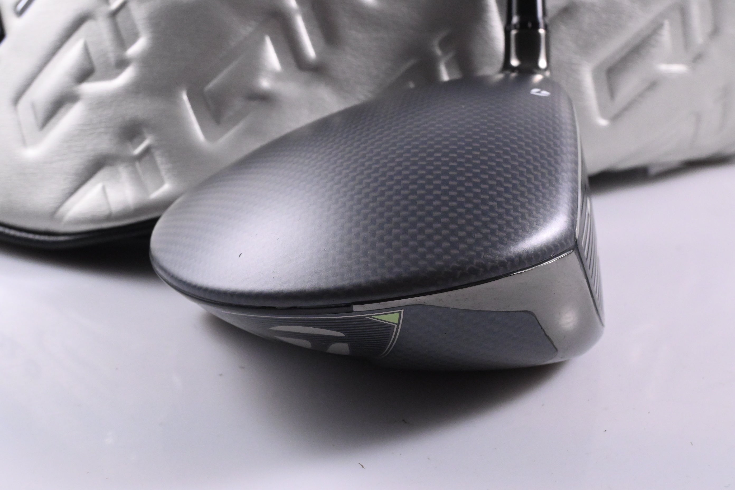 Taylormade Qi35 LS Driver / 9 Degree / Regular Flex Fujikura Air Speeder 50