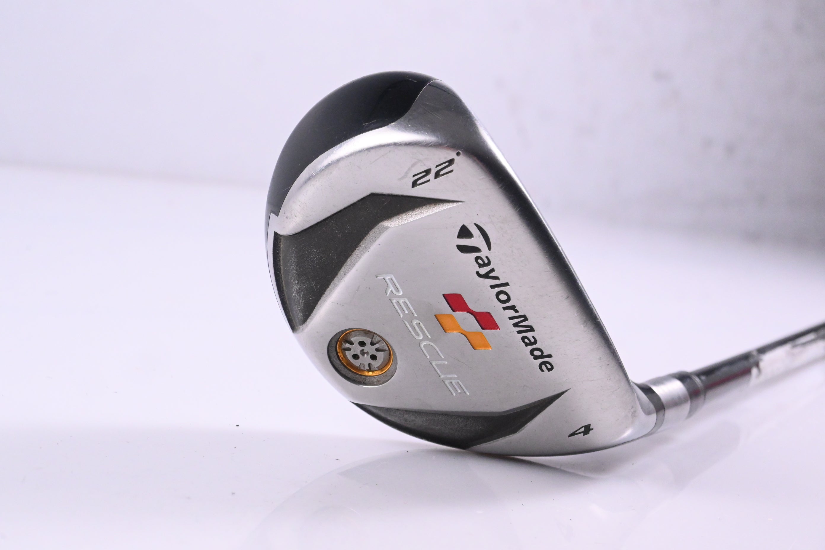 Taylormade Rescue 2009 #4 Hybrid / 22 Degree / Stiff Flex Aldila Reax 65 Shaft