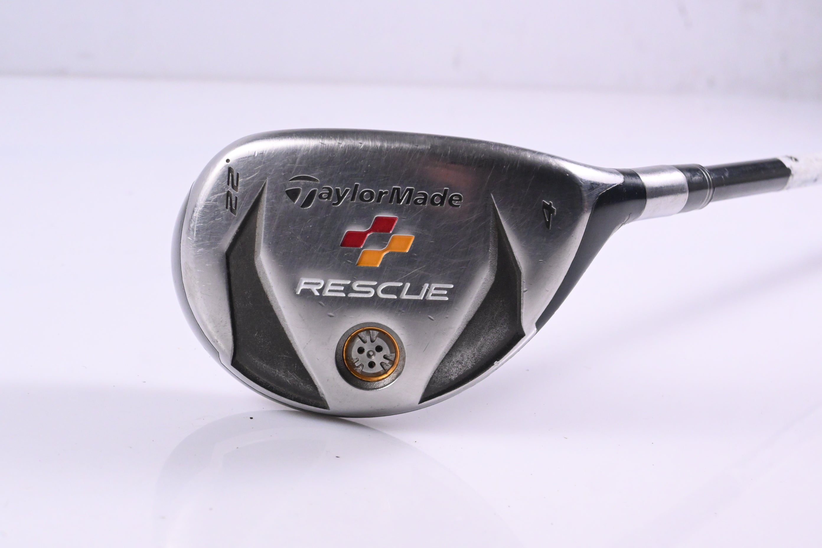 Taylormade Rescue 2009 #4 Hybrid / 22 Degree / Stiff Flex Aldila Reax 65 Shaft