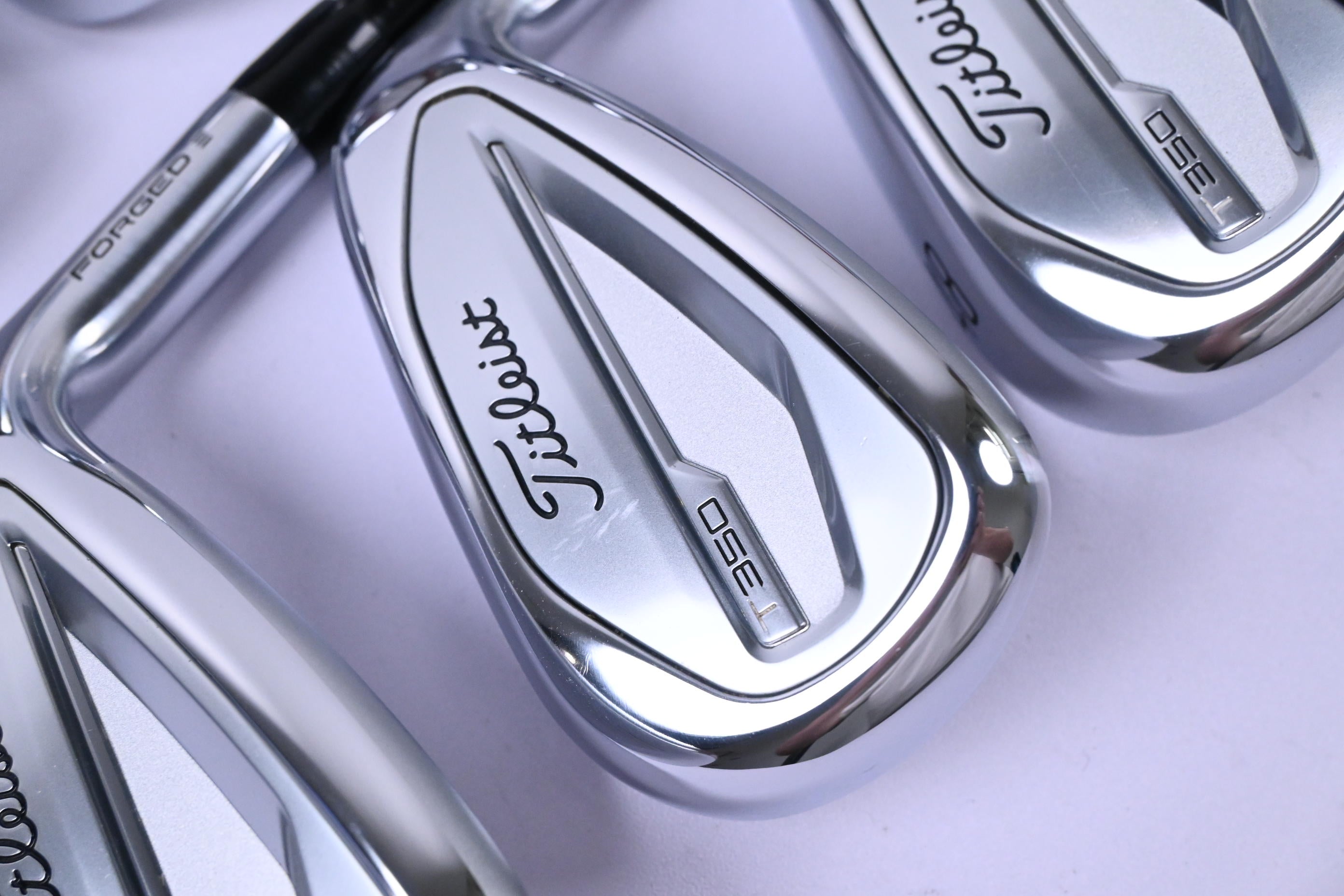 Titleist T350 2023 Irons / 6-PW+GW / Senior Flex Tensei AV Red AM(2) Shafts