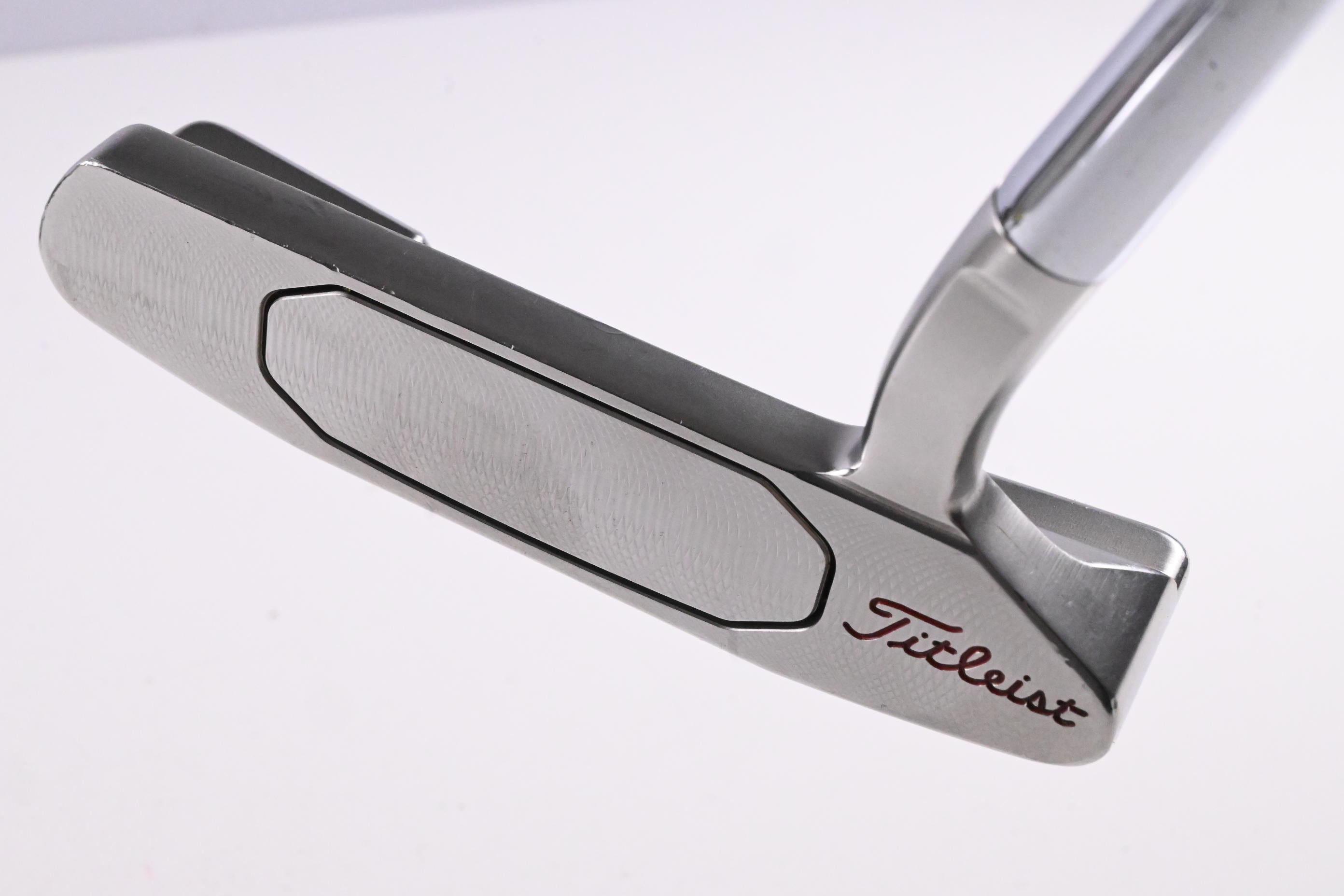 Scotty Cameron Studio Style Newport 2.5 Putter / 32 Inch