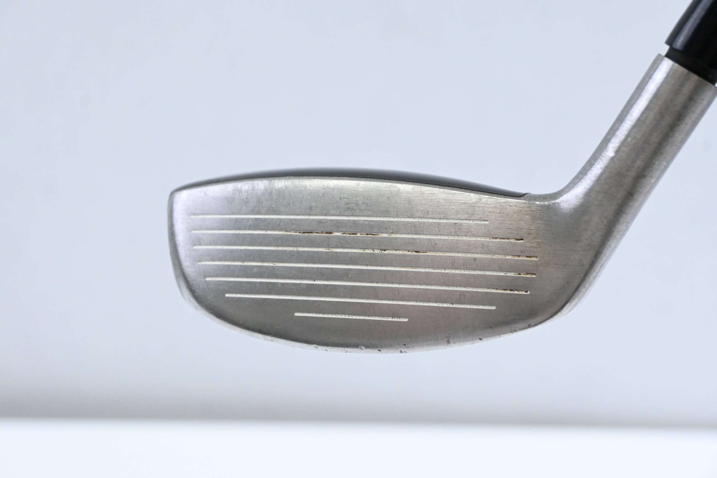 Titleist 585.H #3 Hybrid / 19 Degree / Regular Flex Aldila NV 85 Regular Flex