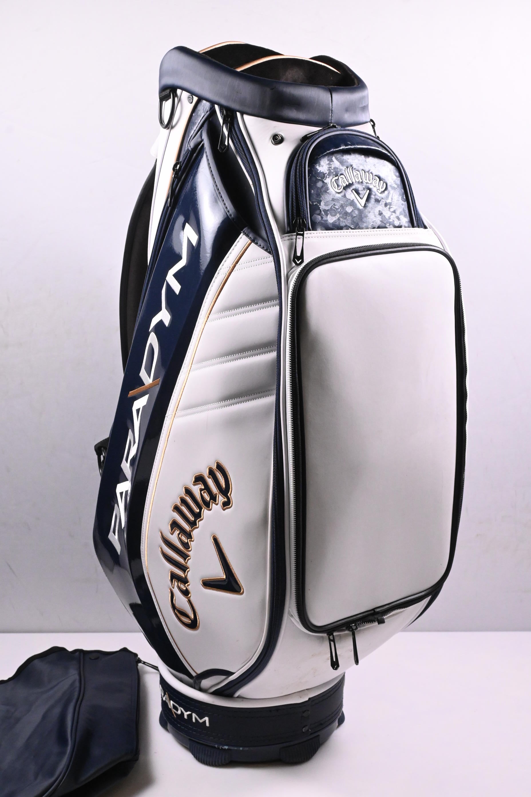 Callaway Paradym Tour Bag / 6-Way Divider / Navy, White