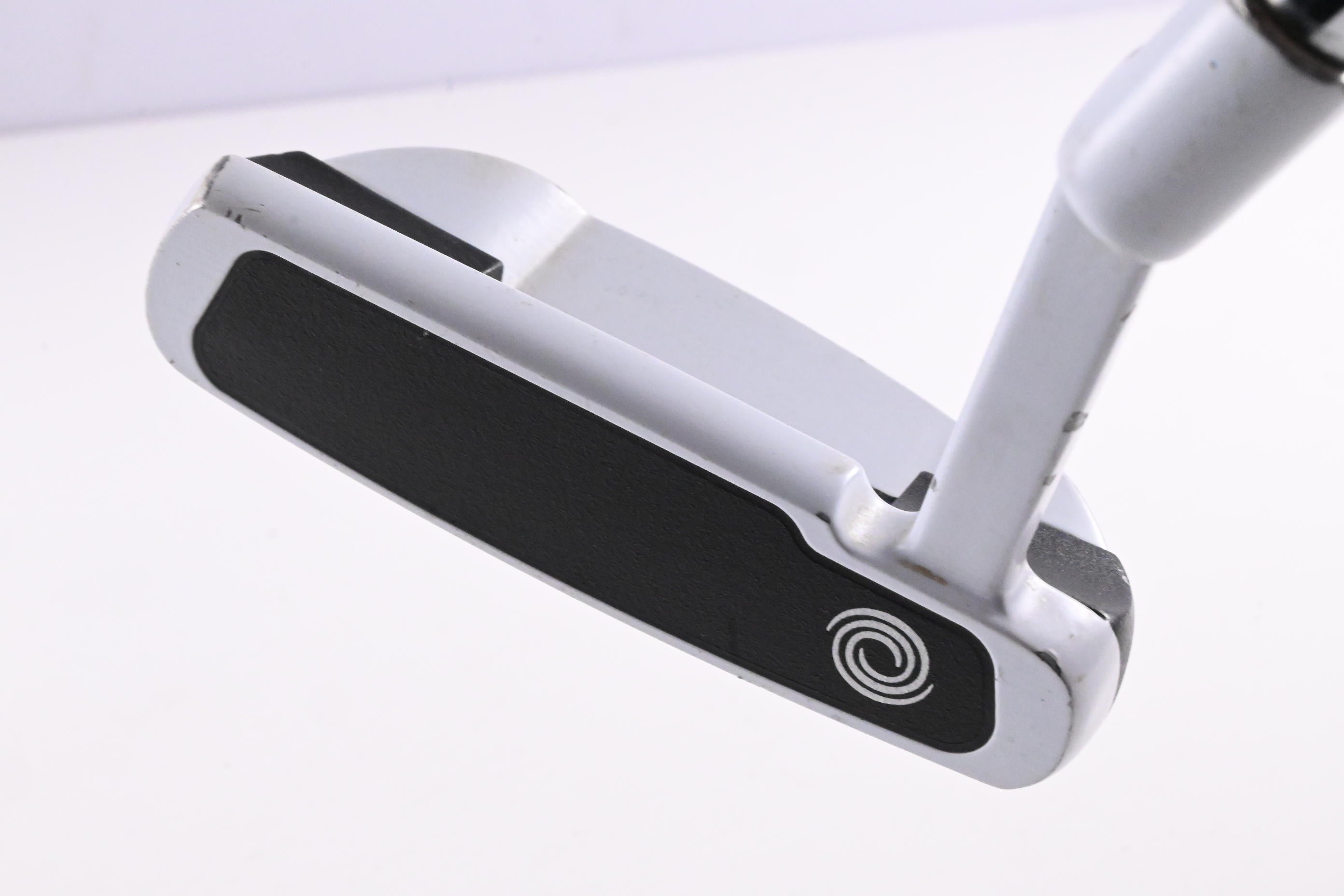 Odyssey Versa 330M White Putter / 34 Inch