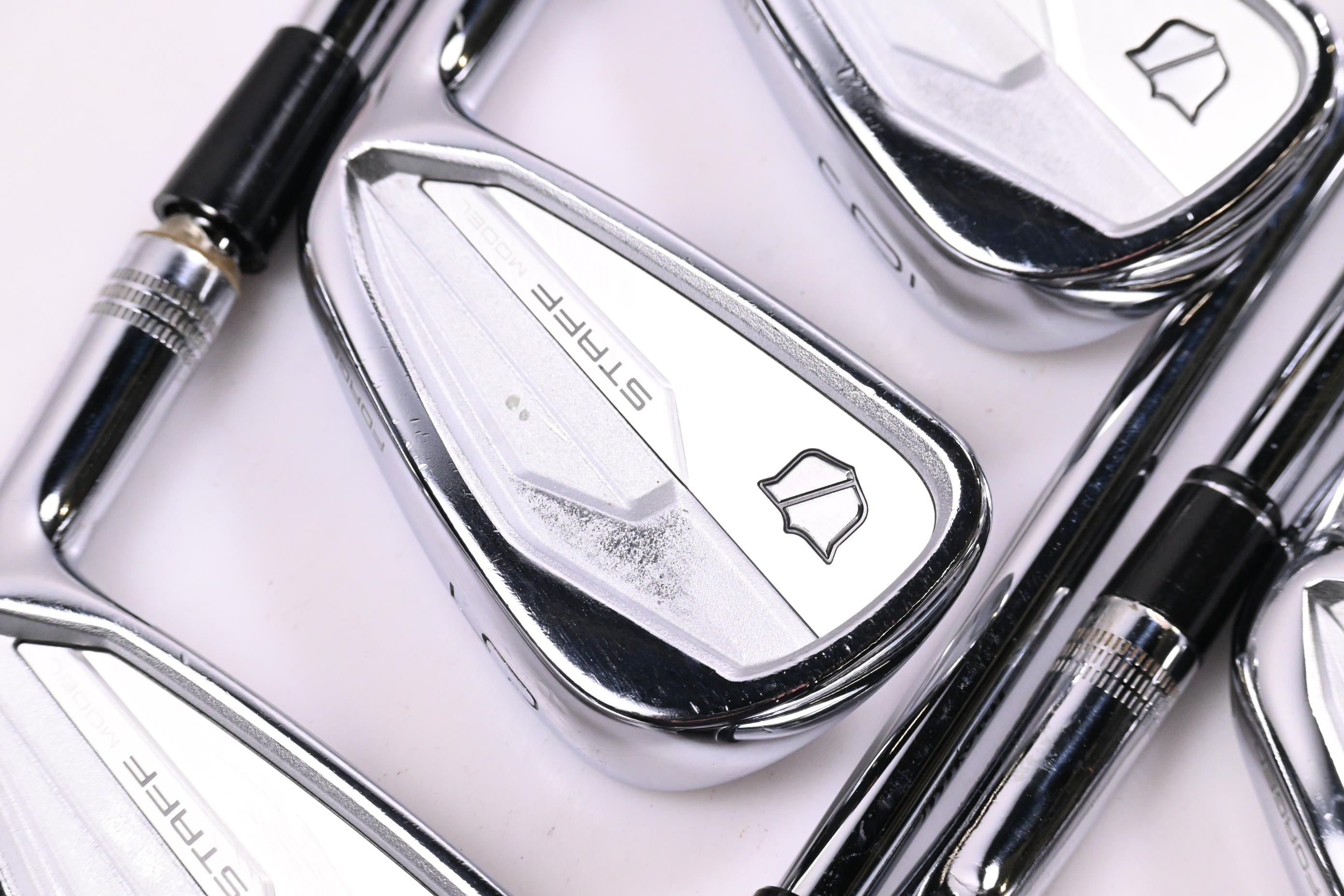 Wilson Staff Model 2024 CB Irons / 4-PW / Regular Flex KBS Tour Lite Shafts
