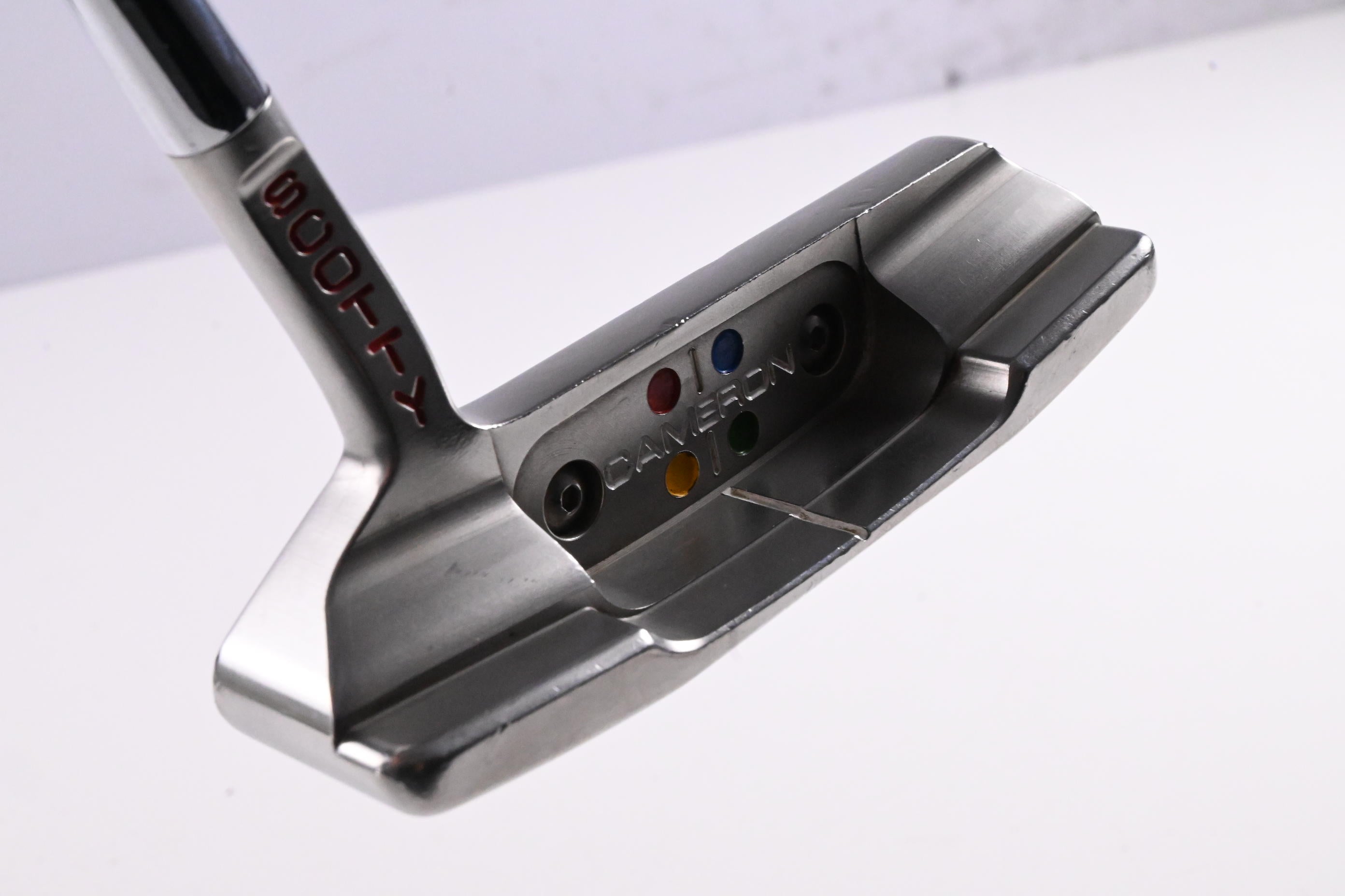 Scotty Cameron Studio Style Newport 2.5 Putter / 32 Inch
