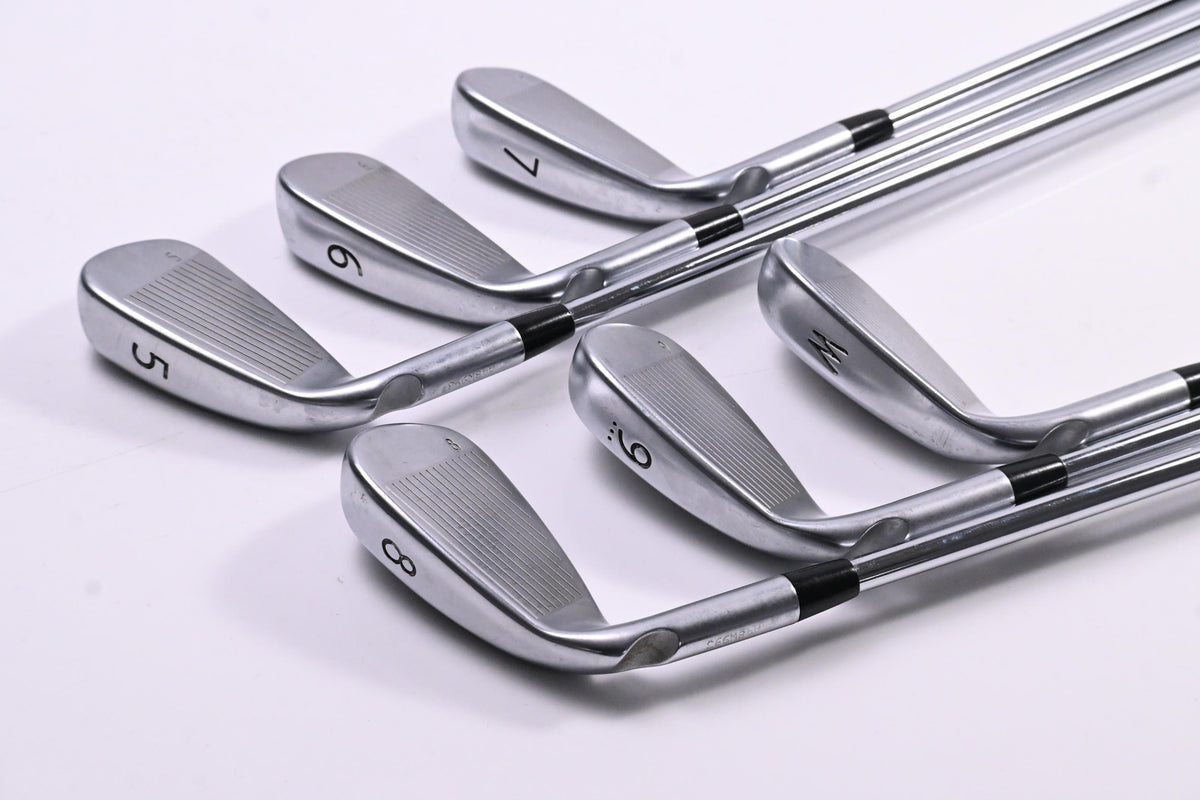 Ping G400 Irons / 5-PW / Green Dot / Regular Flex Ping AWT 2.0 Shafts
