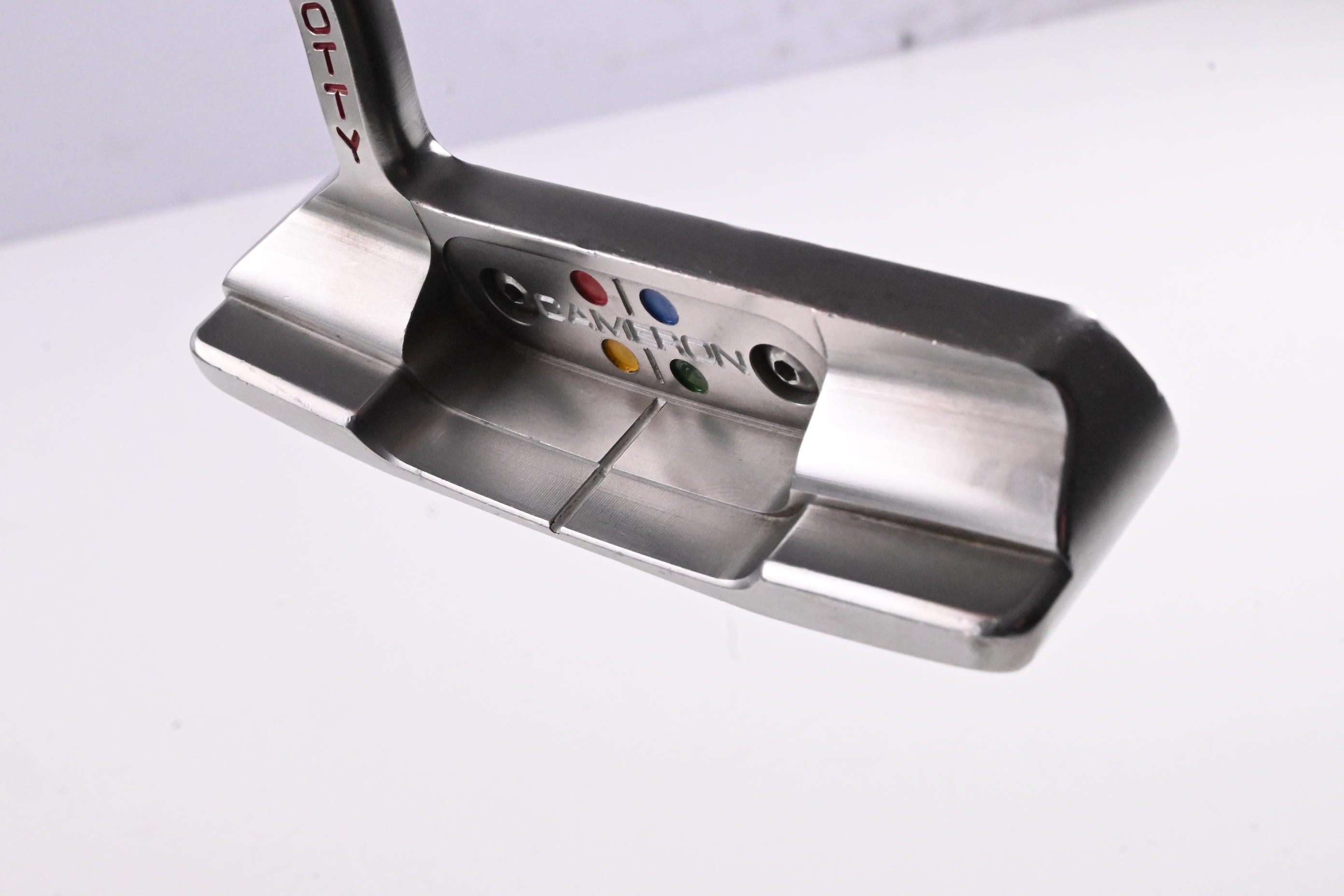 Scotty Cameron Studio Style Newport 2.5 Putter / 32 Inch