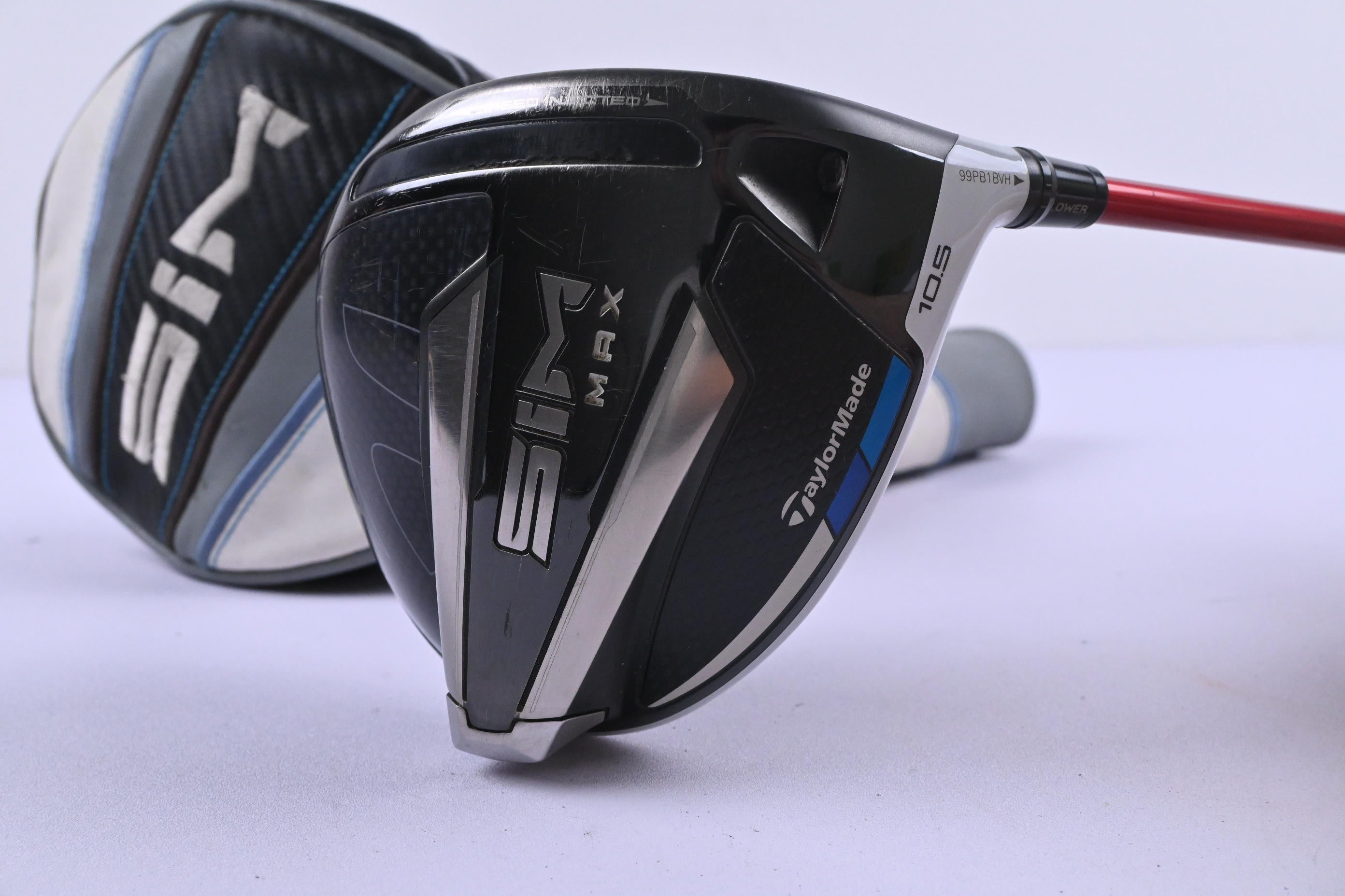 Taylormade SIM Max Driver / 10.5 Degree / Regular Flex Fujikura Ventus Red 5