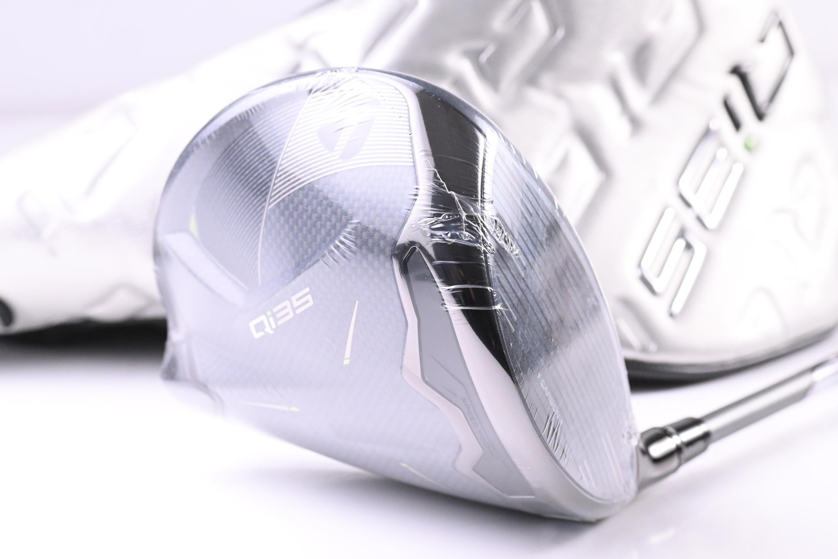 Taylormade Qi35 Max Driver / 12 Degree / Regular Flex Fujikura Air Speeder 50