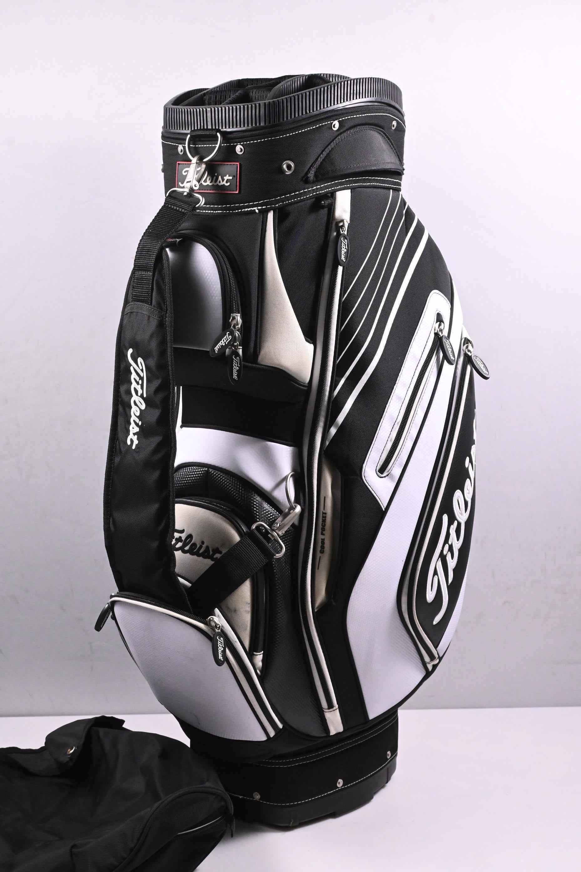 Titleist Tour Bag / 14-Way Divider / Black, White