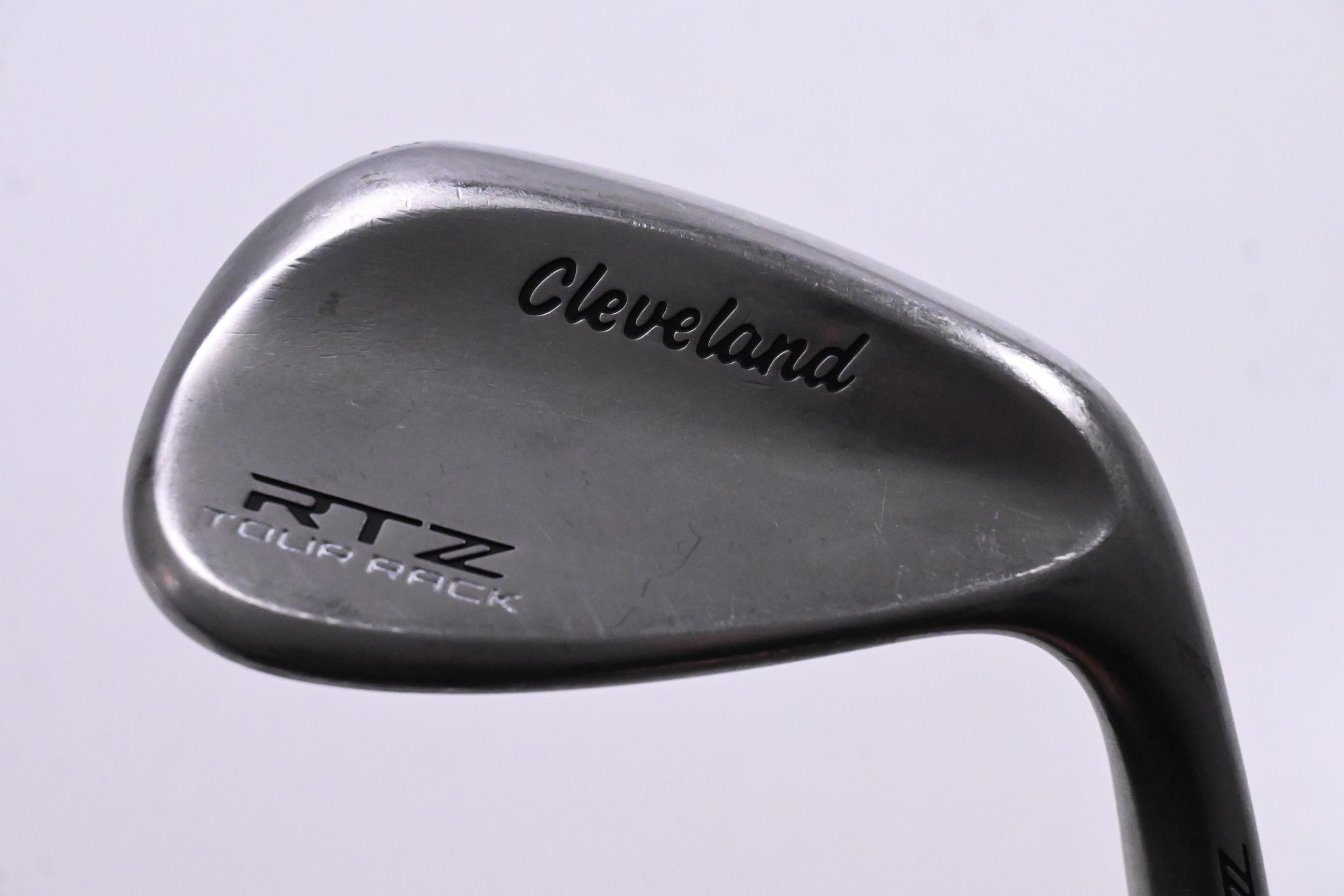 Cleveland RTZ Tour Rack Gap Wedge / 52 Degree / Wedge Flex Dynamic Gold Spinner