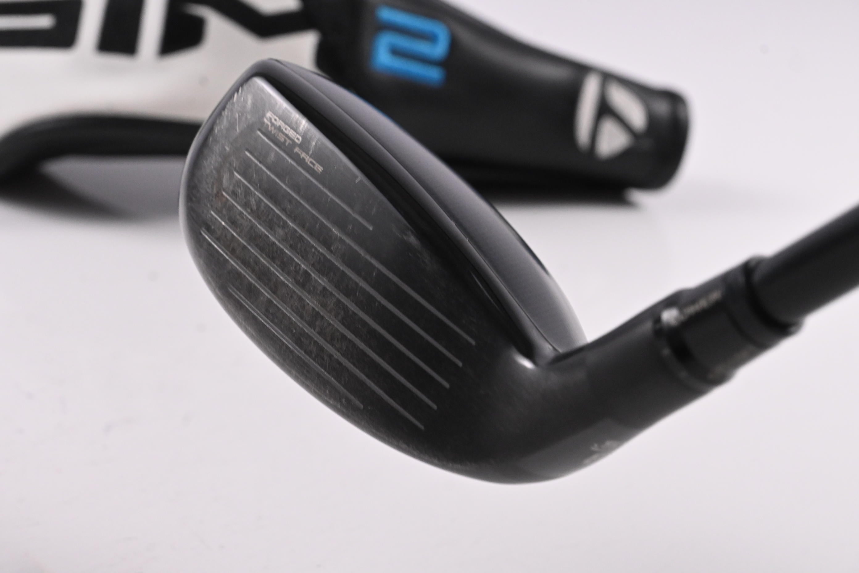 Taylormade SIM2 #3 Hybrid / 19.5 Degree / Stiff Flex Tensei AV Blue 80 Shaft